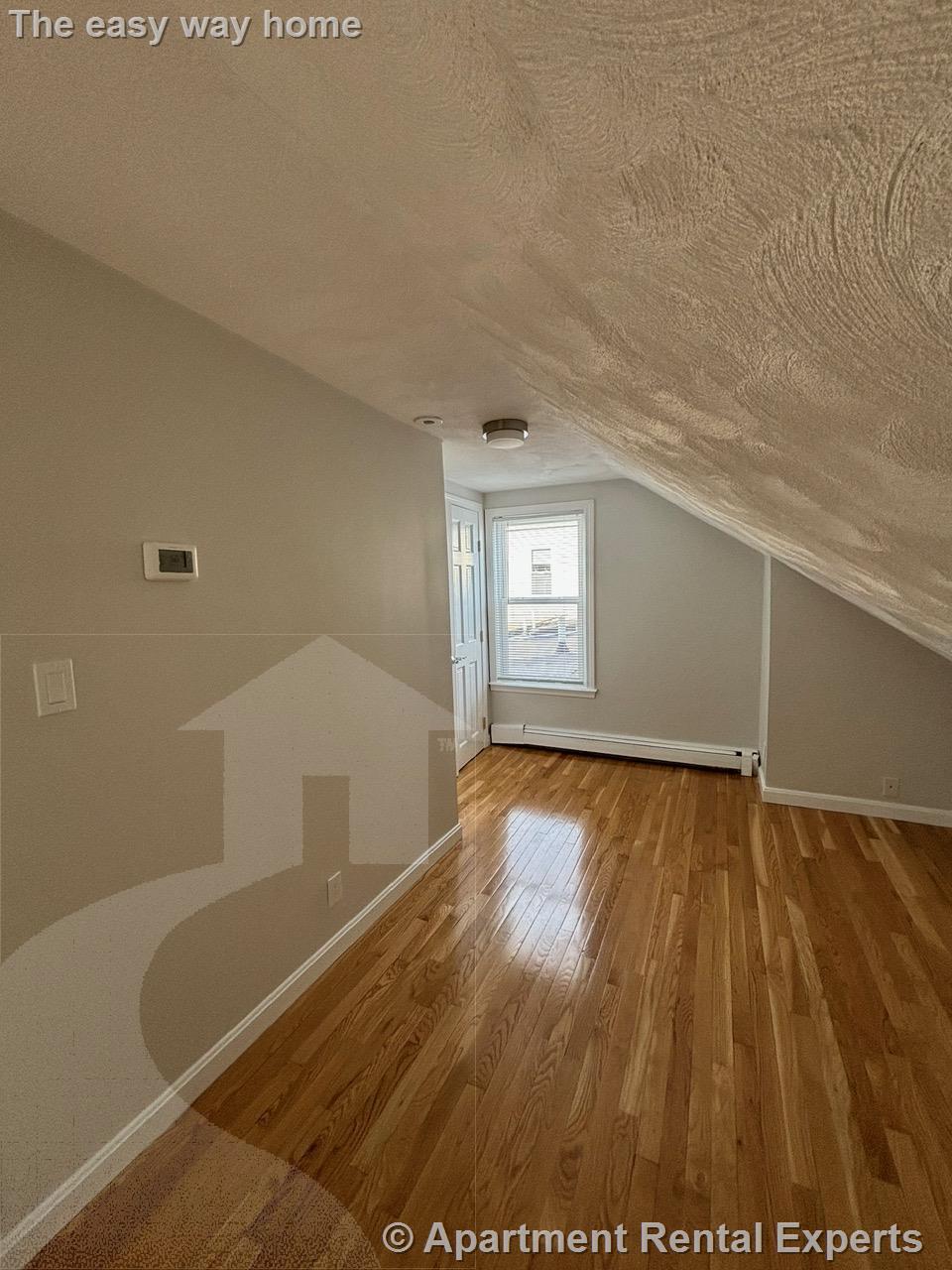 31 6th St, East Cambridge