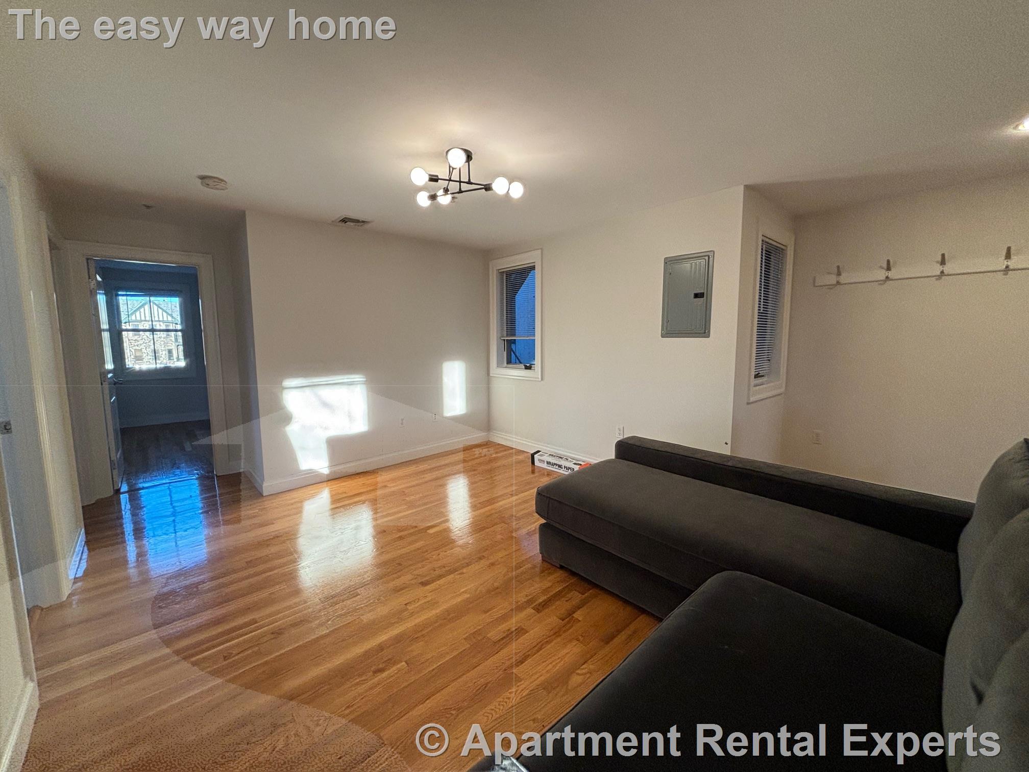 1110 Massachusetts Ave, Harvard Square