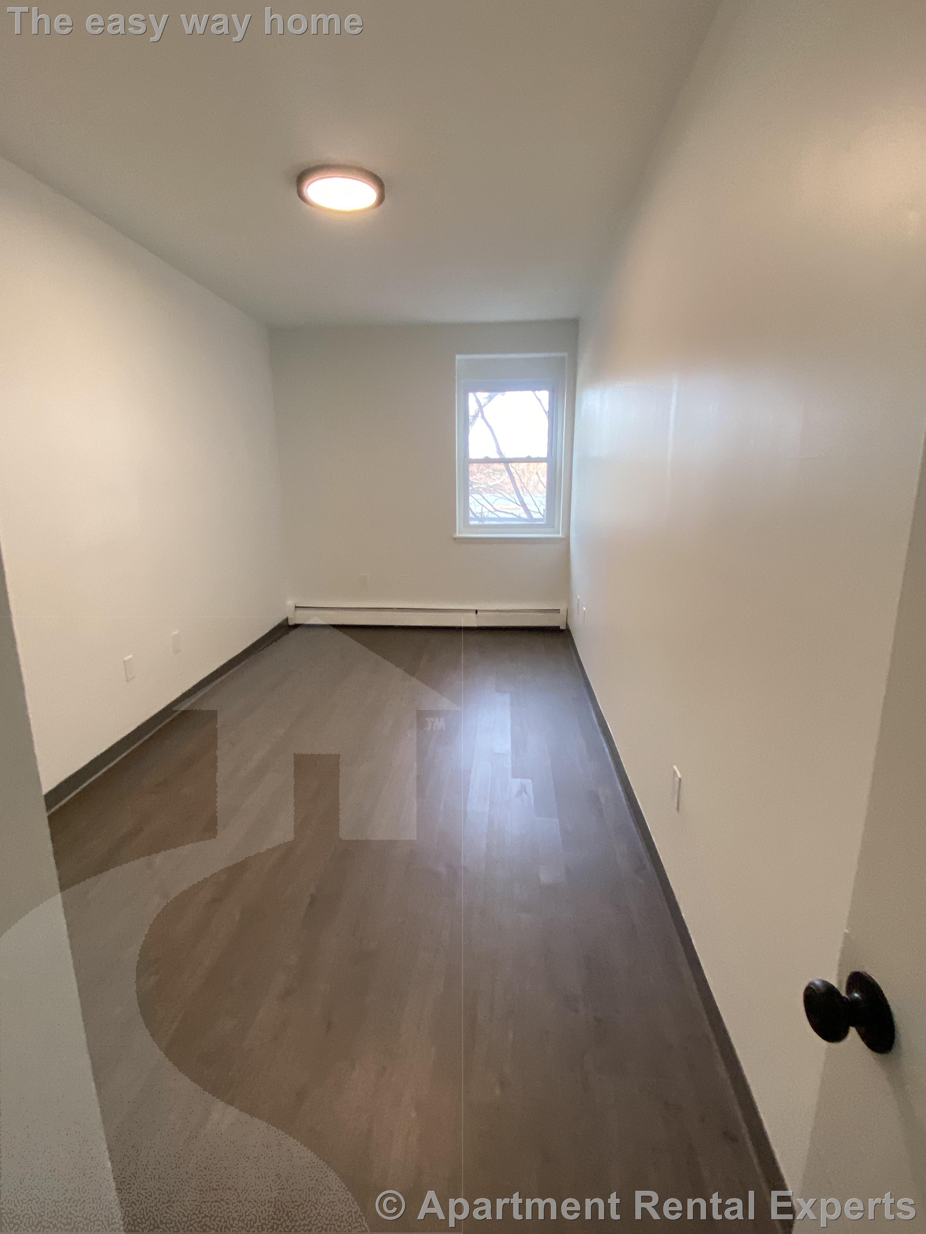 1 Franklin St, Sullivan Square
