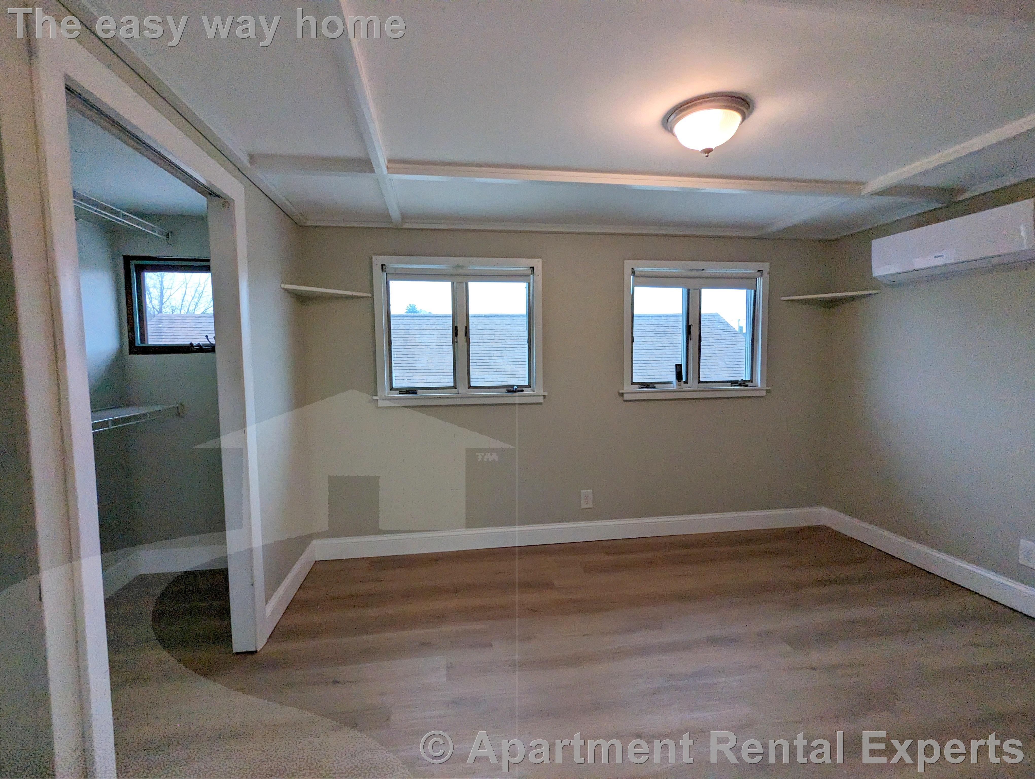 73 Woods Ave, Teele Square