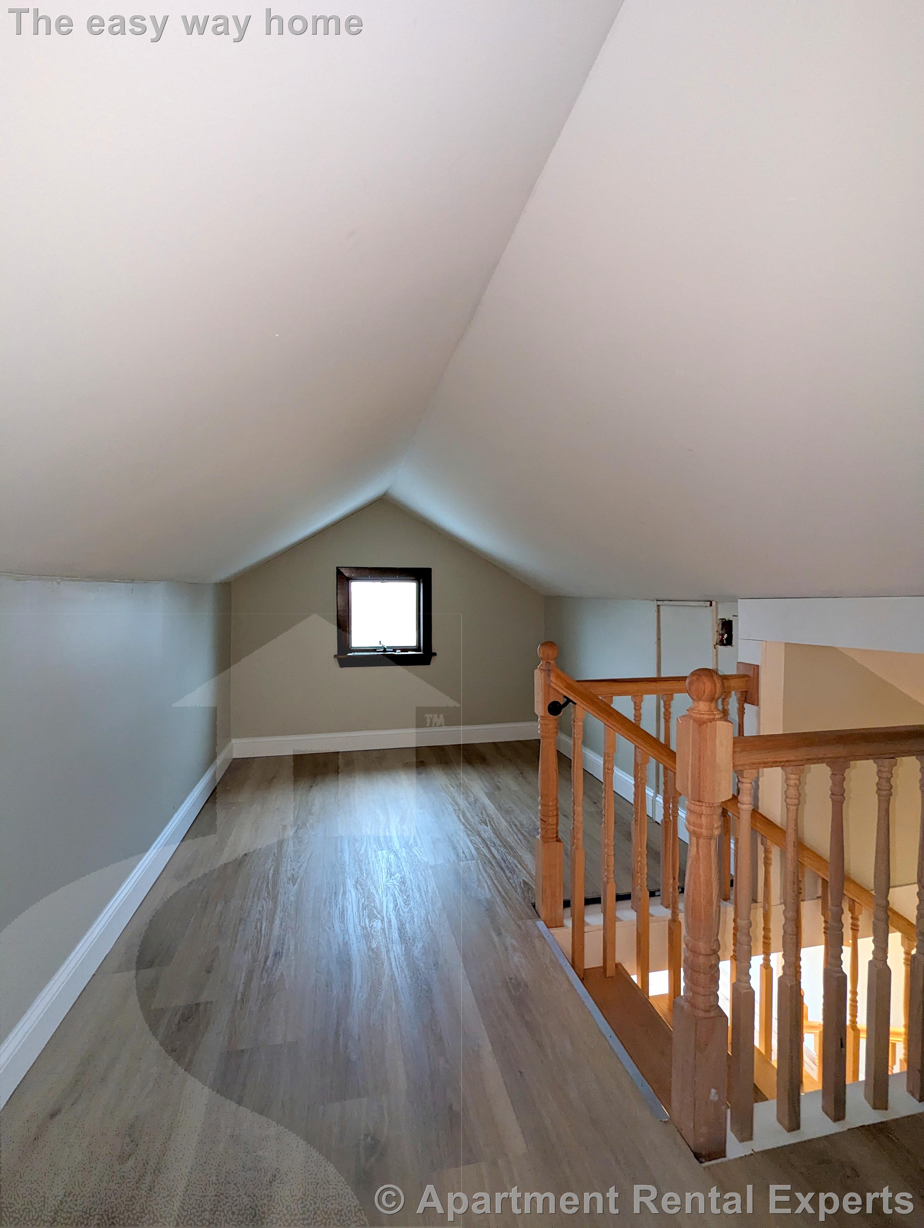 73 Woods Ave, Teele Square