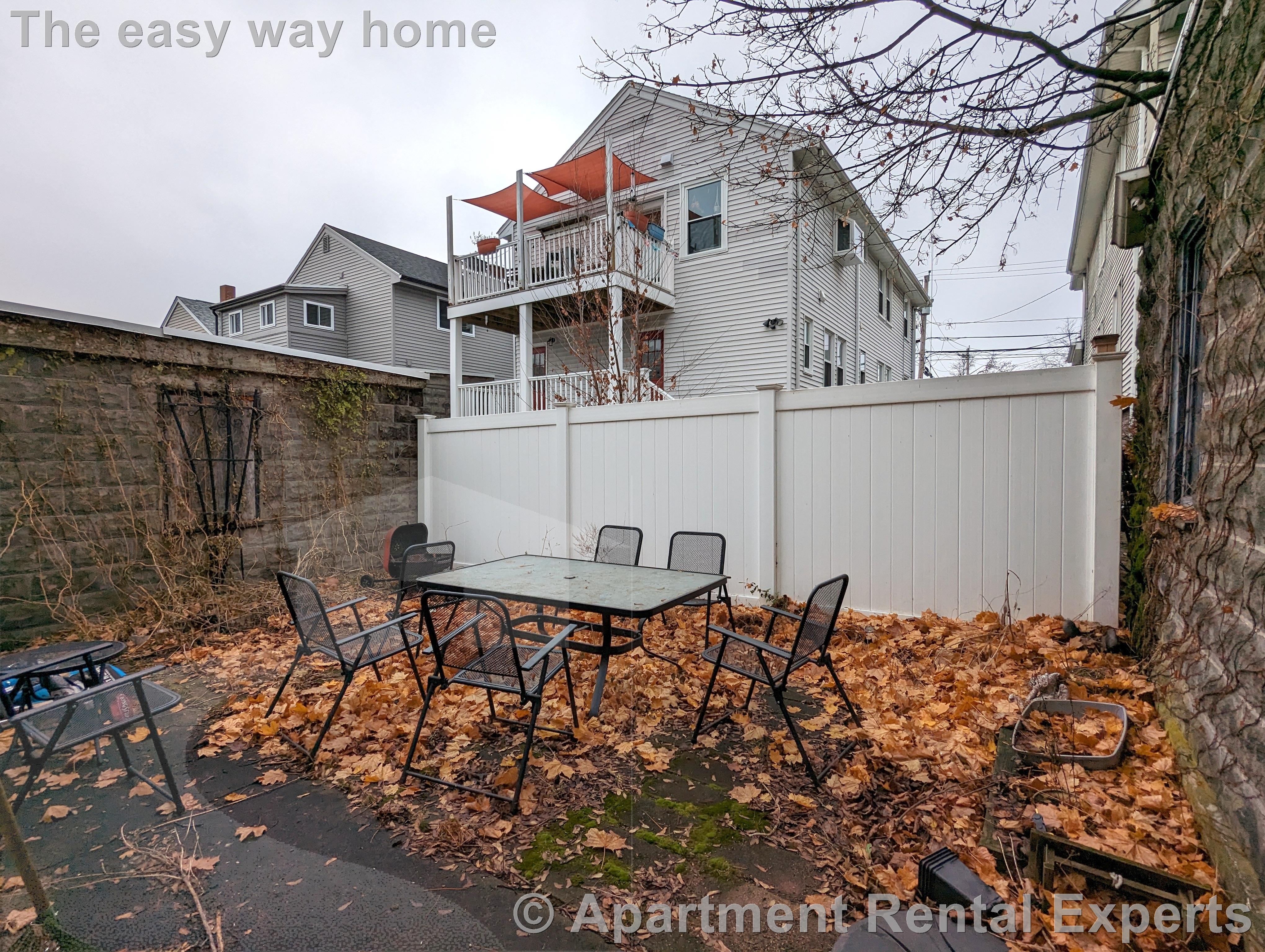 73 Woods Ave, Teele Square