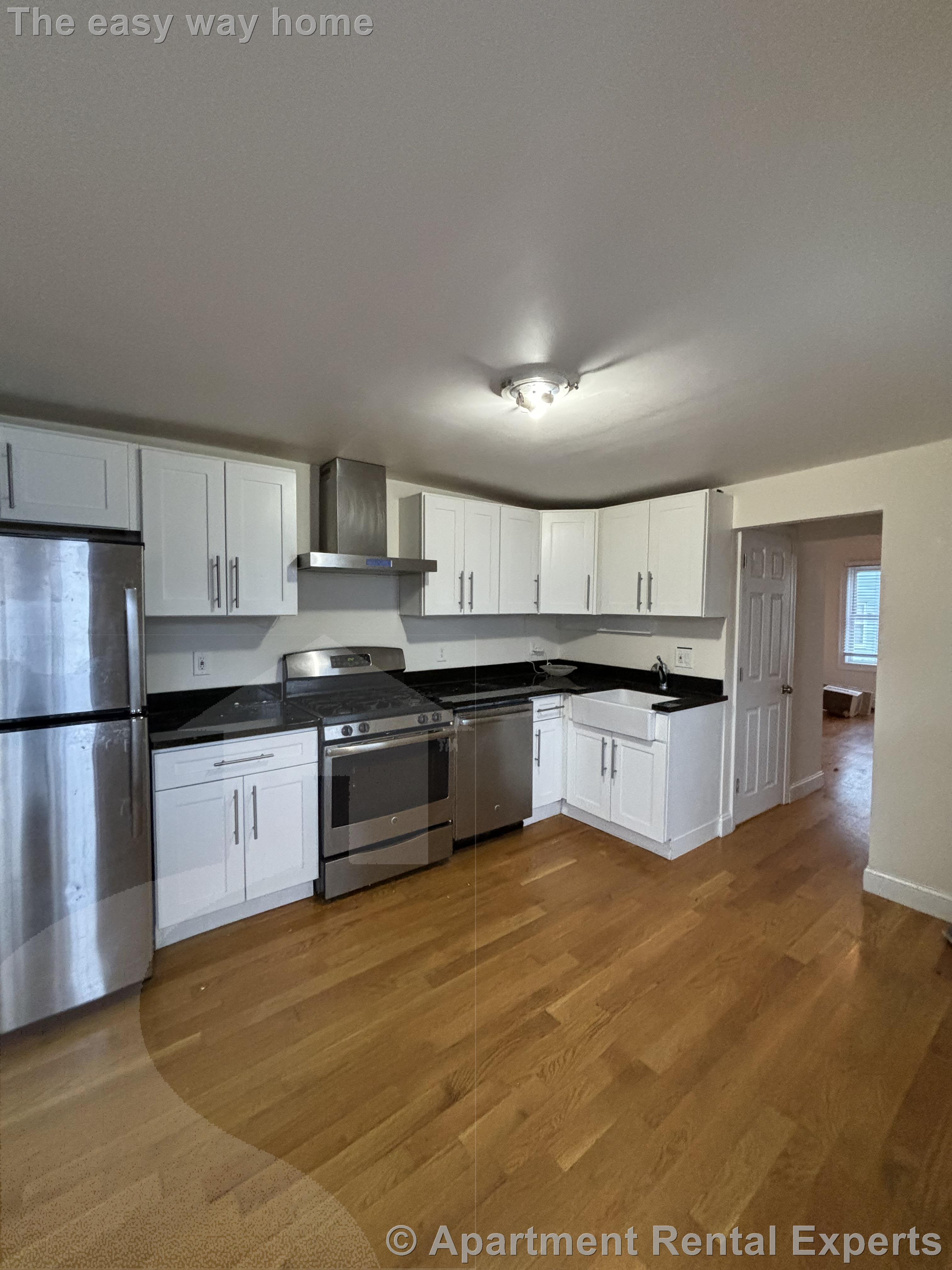 33 Harding St, East Cambridge