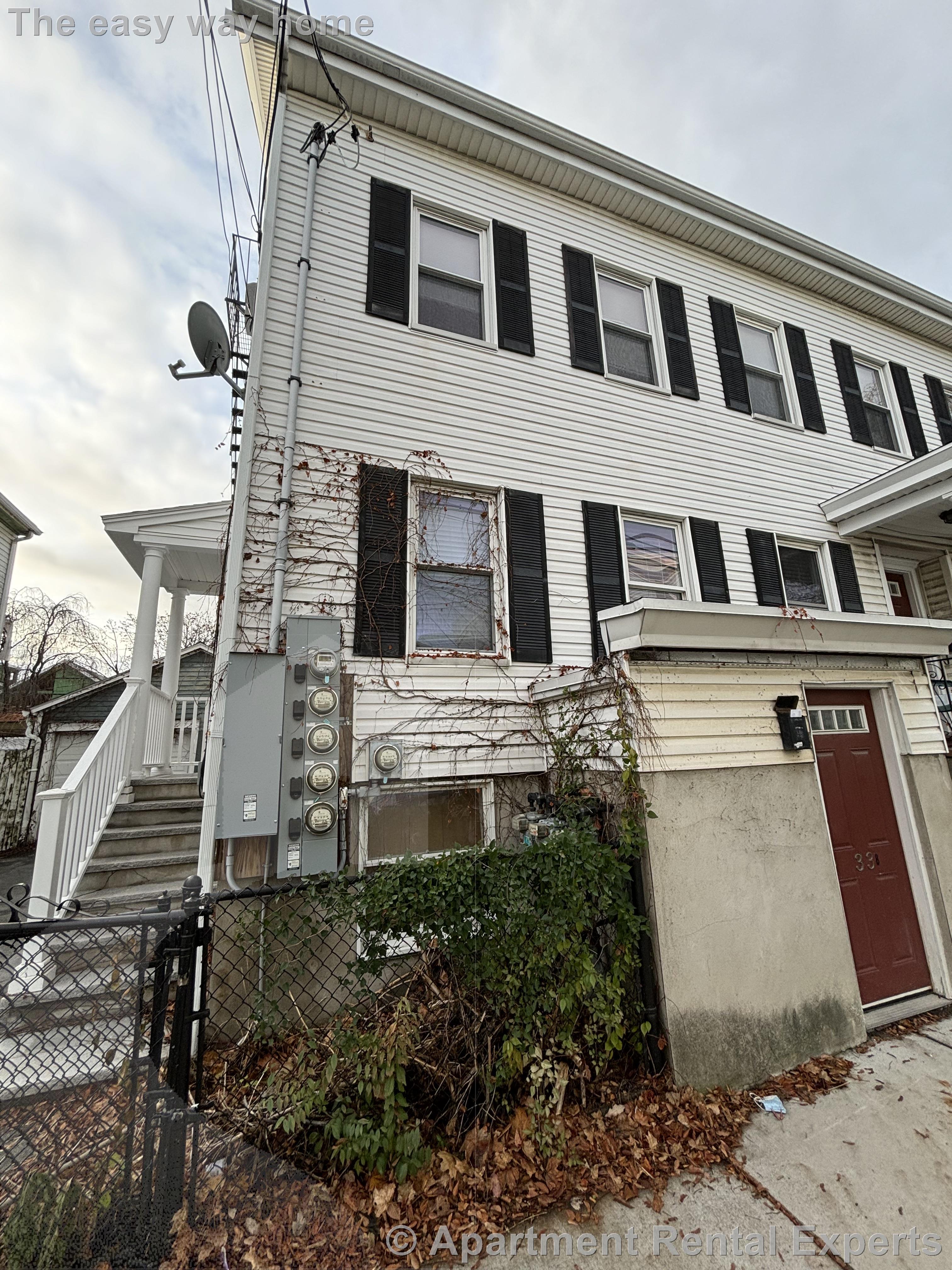 33 Harding St, East Cambridge