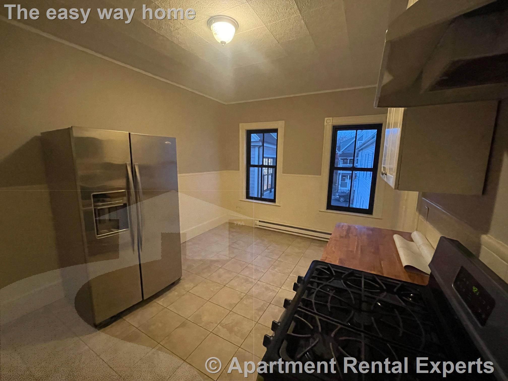 8 Charnwood Rd, Davis Square