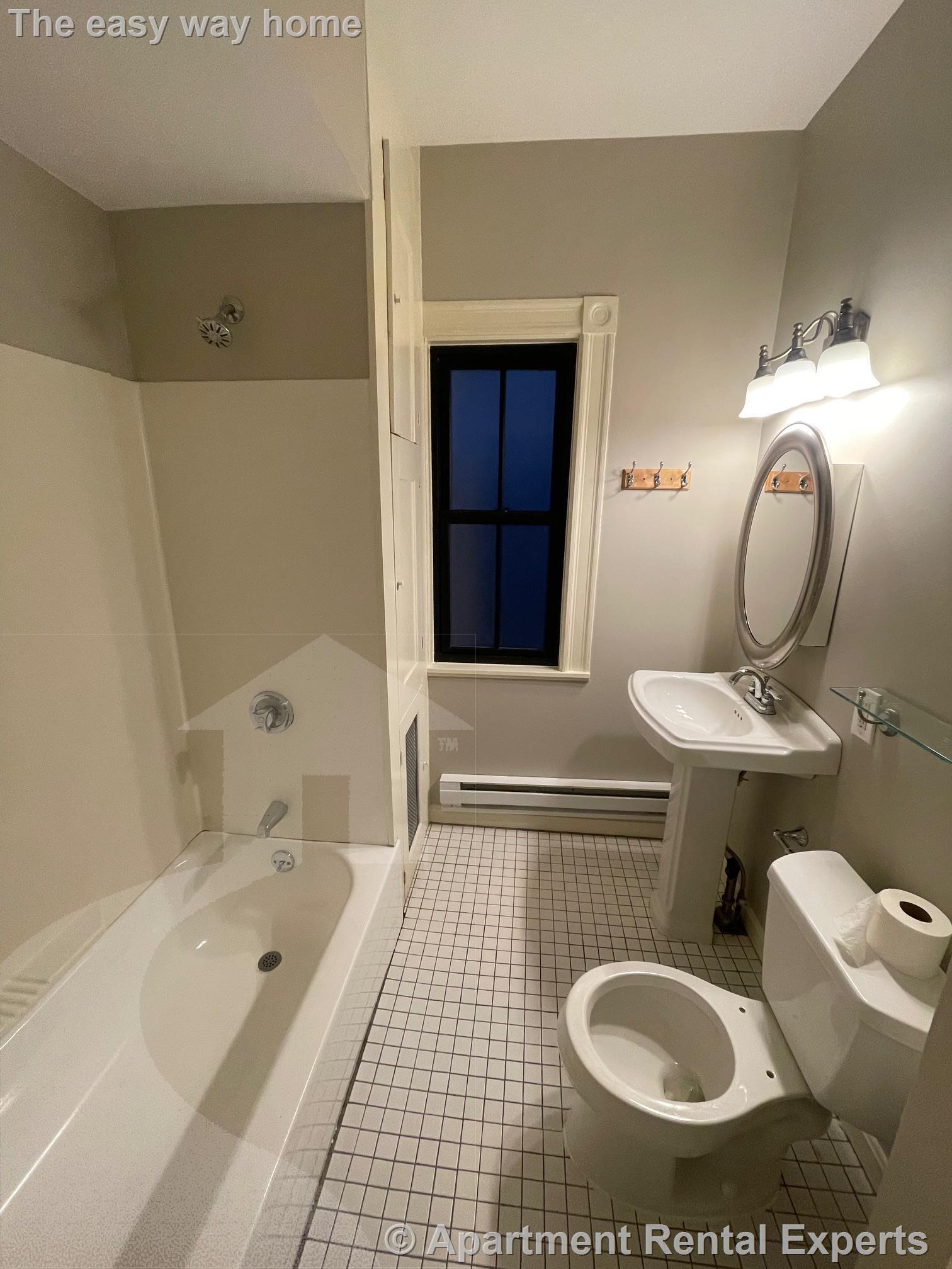 8 Charnwood Rd, Davis Square