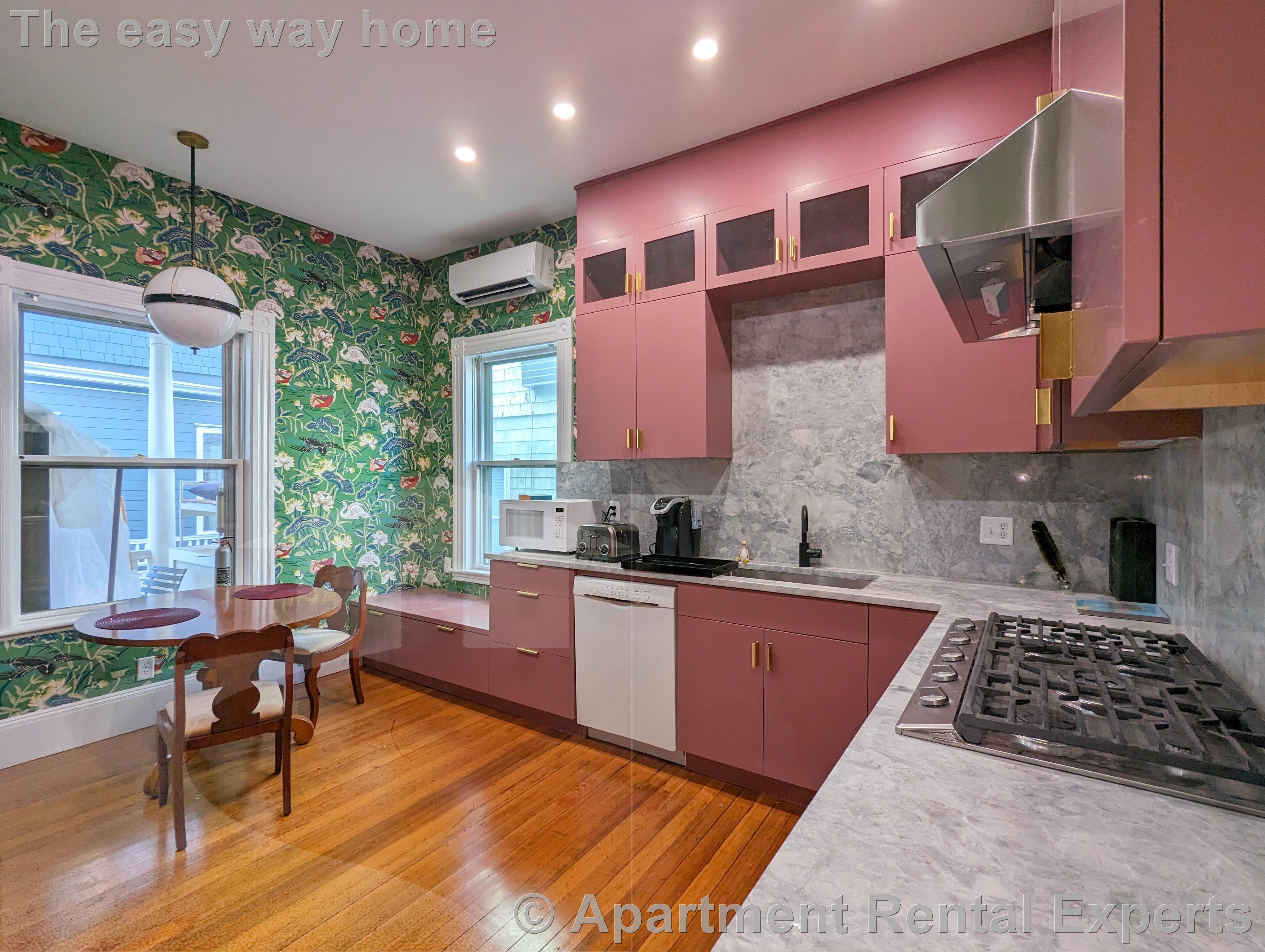 81 Highland Ave, Mid Cambridge