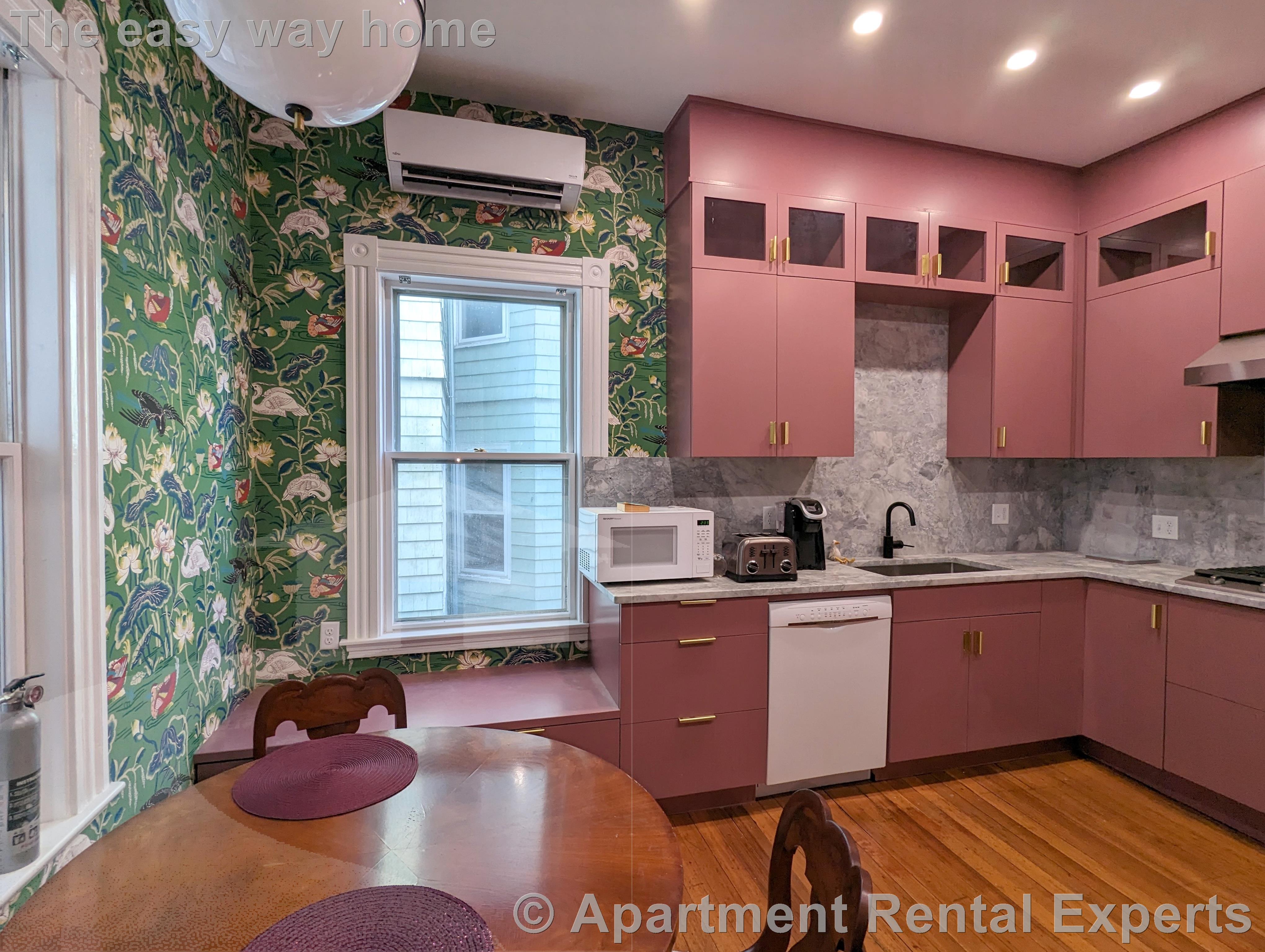 81 Highland Ave, Mid Cambridge