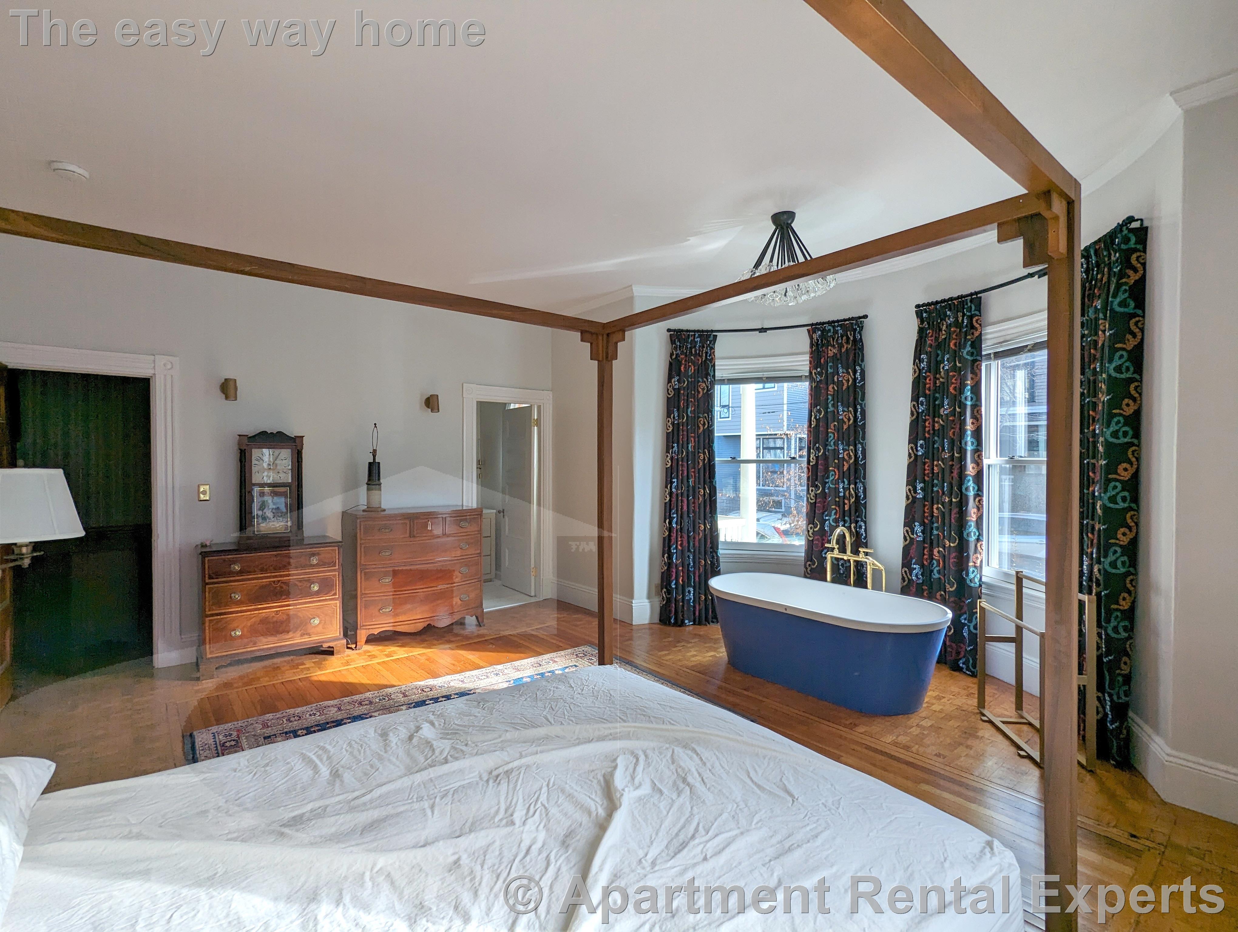 81 Highland Ave, Mid Cambridge