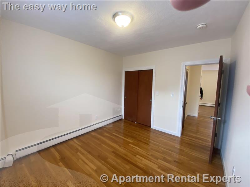 160 N Beacon St, Brighton