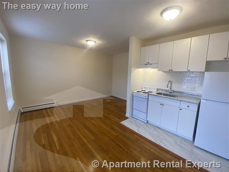 160 N Beacon St, Brighton