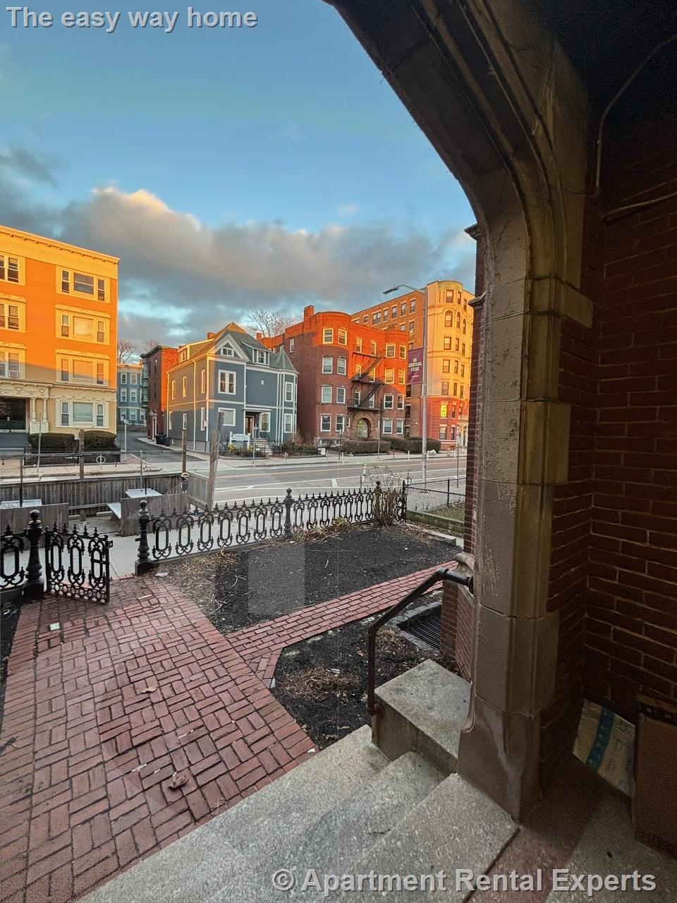 900 Massachusetts Ave, Central Square