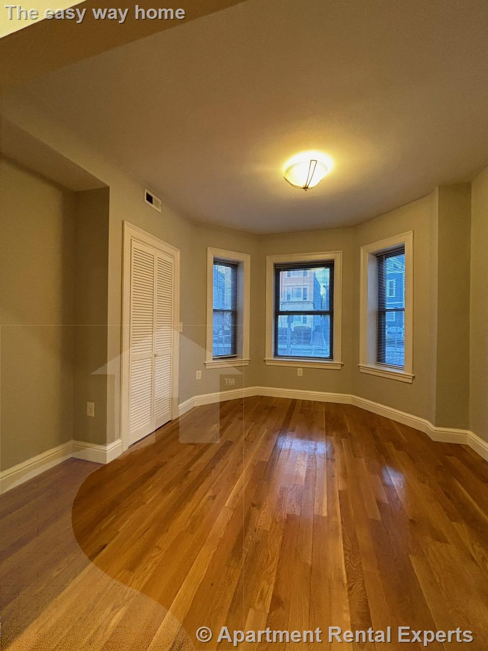 900 Massachusetts Ave, Central Square