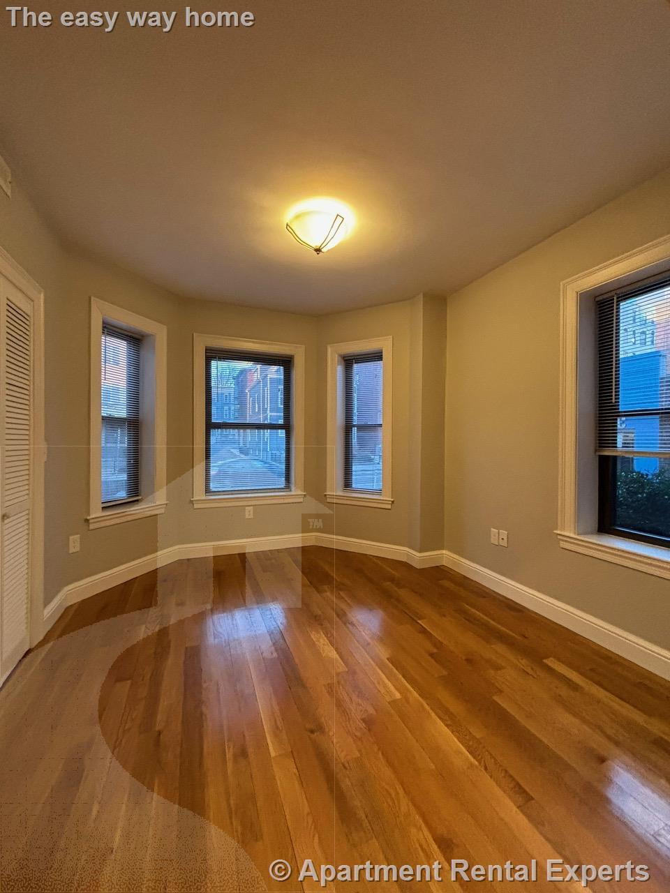 900 Massachusetts Ave, Central Square