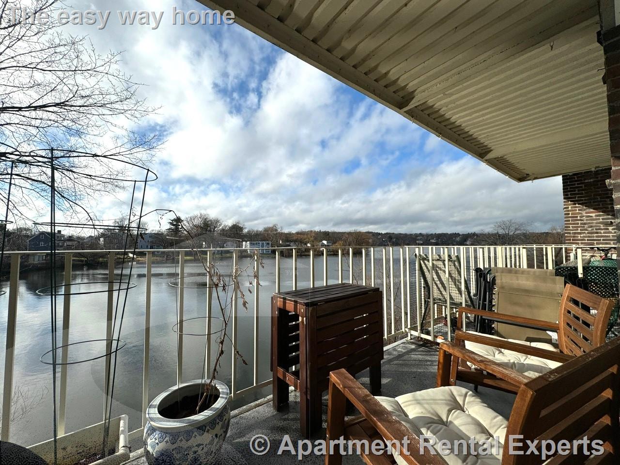 18 Hamilton Rd, Arlington Center