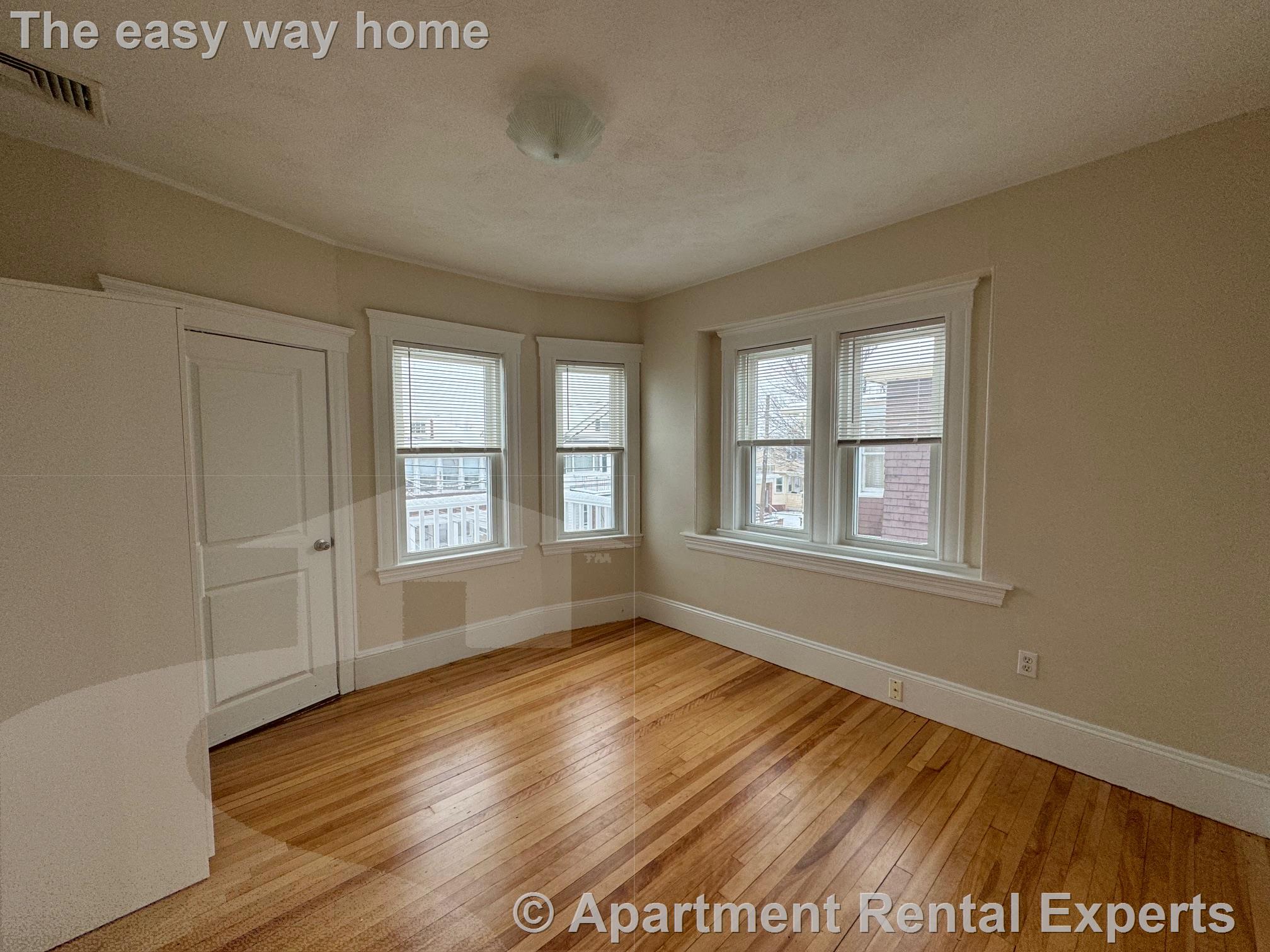 110 West Quincy St, Tufts