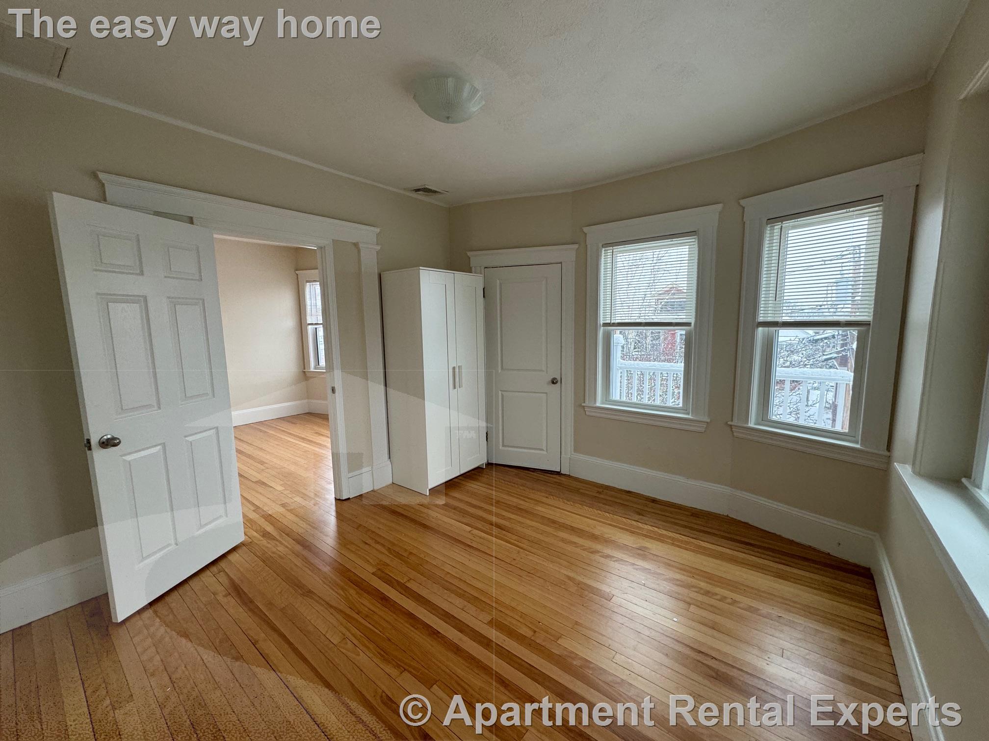 110 West Quincy St, Tufts