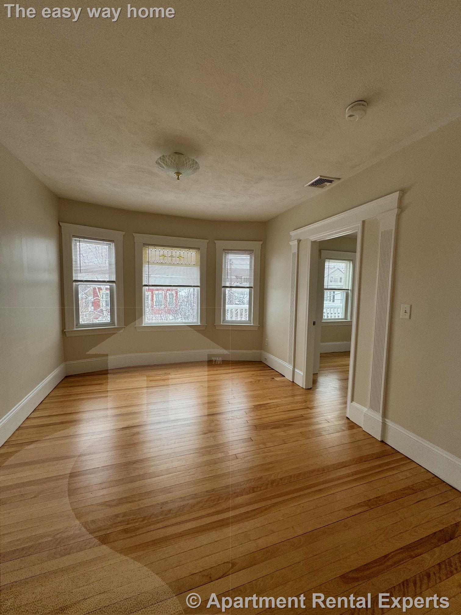 110 West Quincy St, Tufts