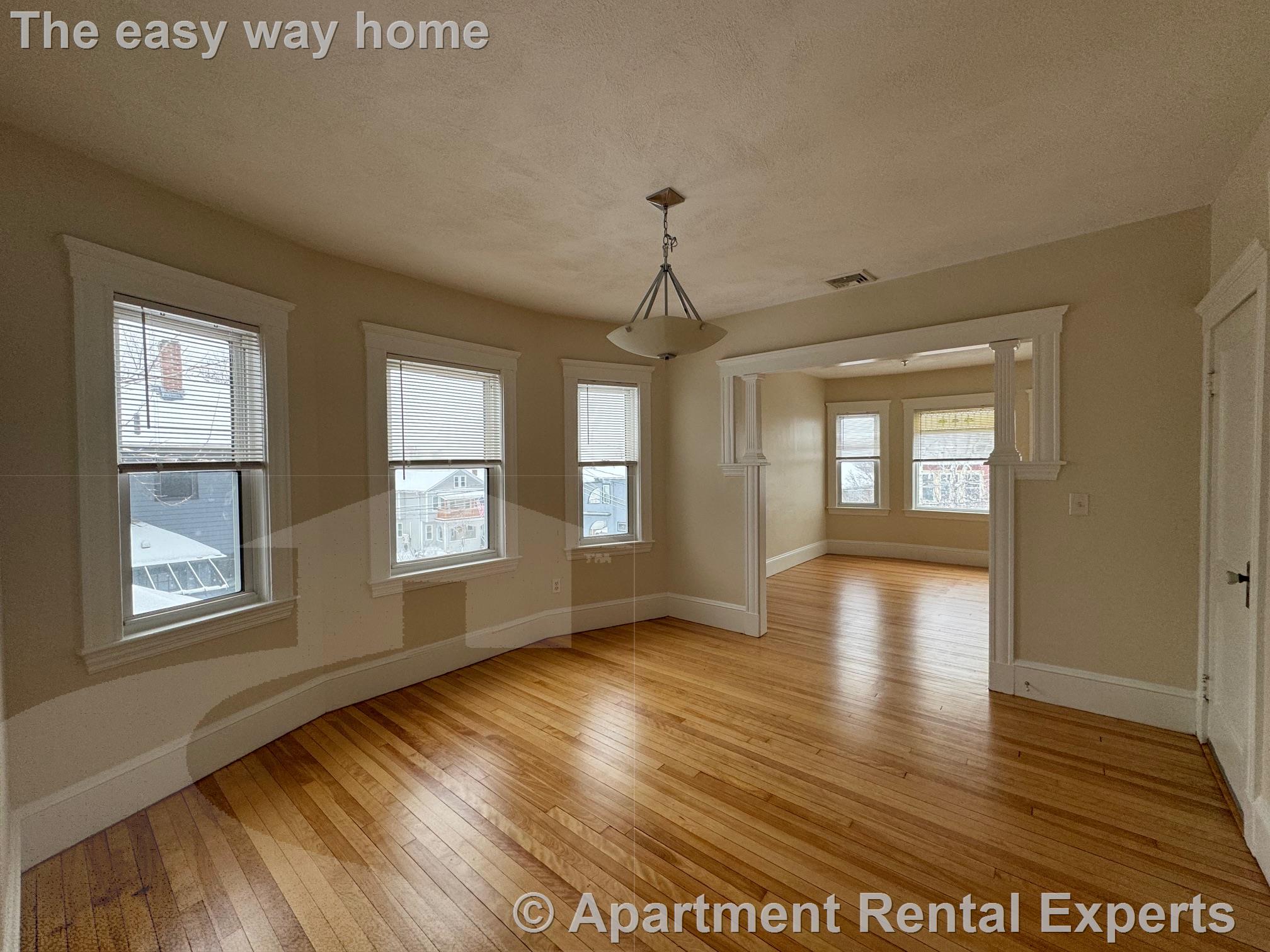 110 West Quincy St, Tufts