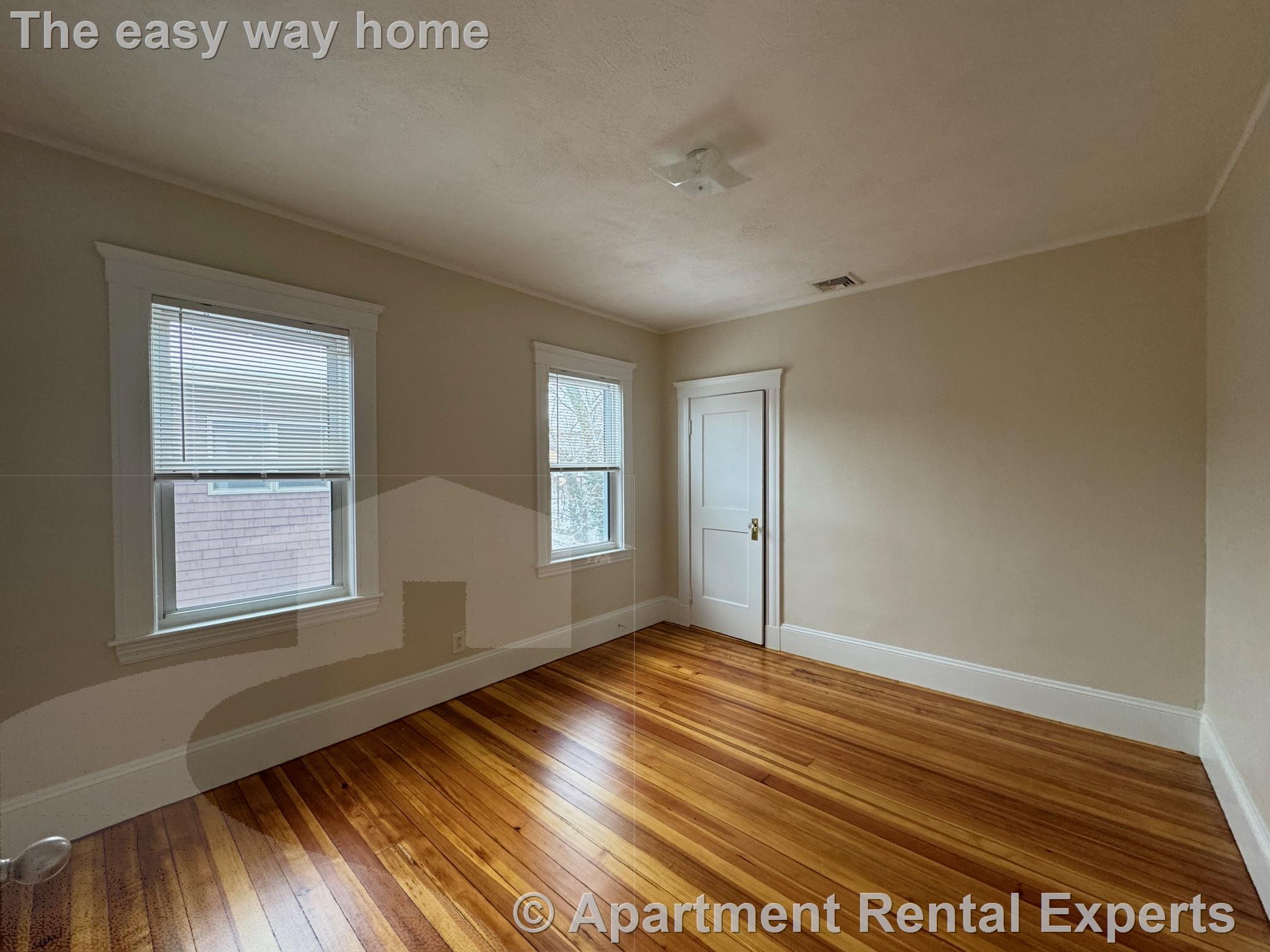 110 West Quincy St, Tufts