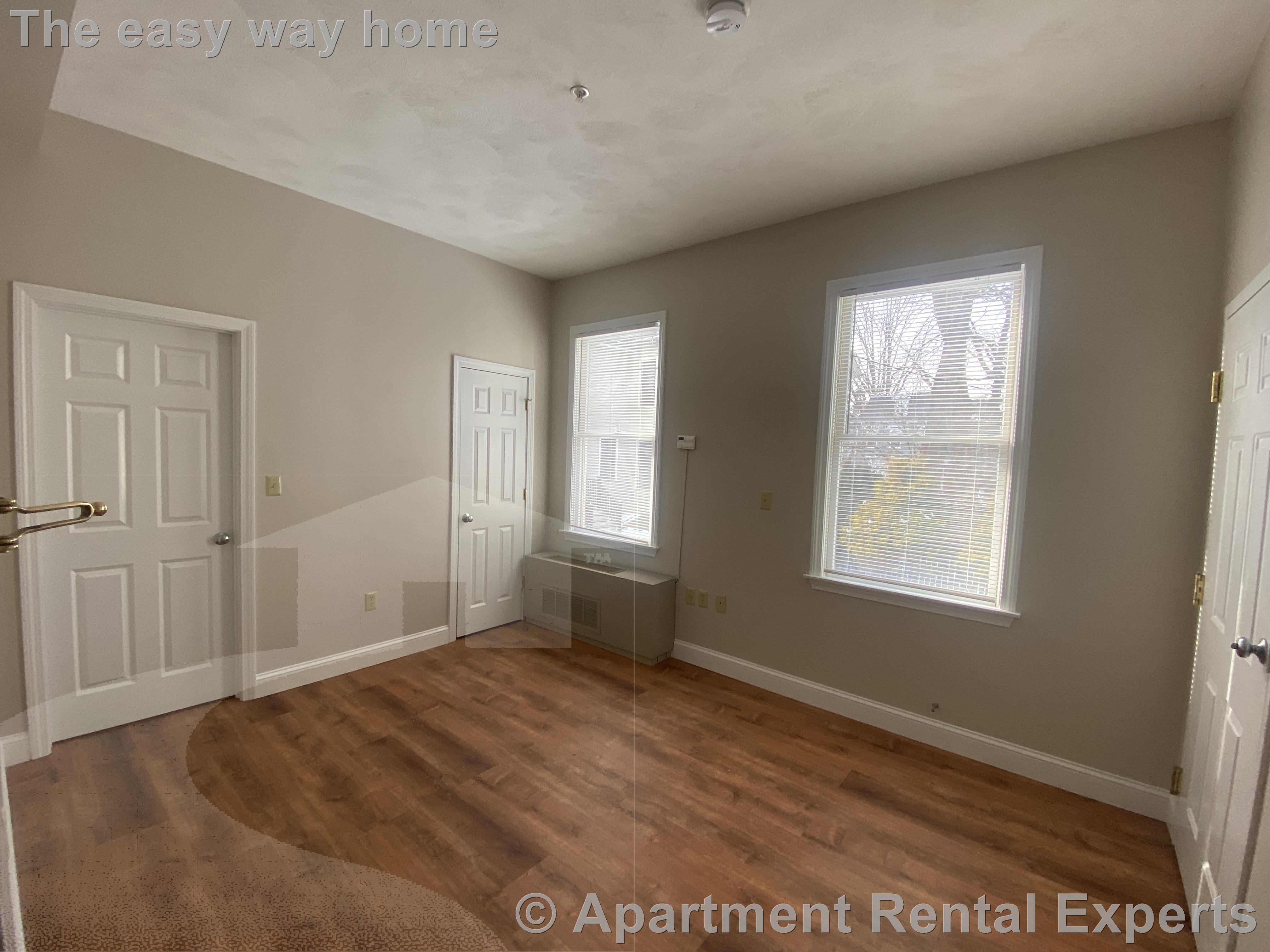 364 Harvard St, Harvard Square