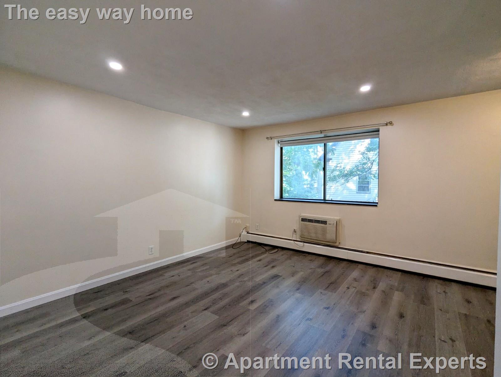 86 Newbury St, Teele Square