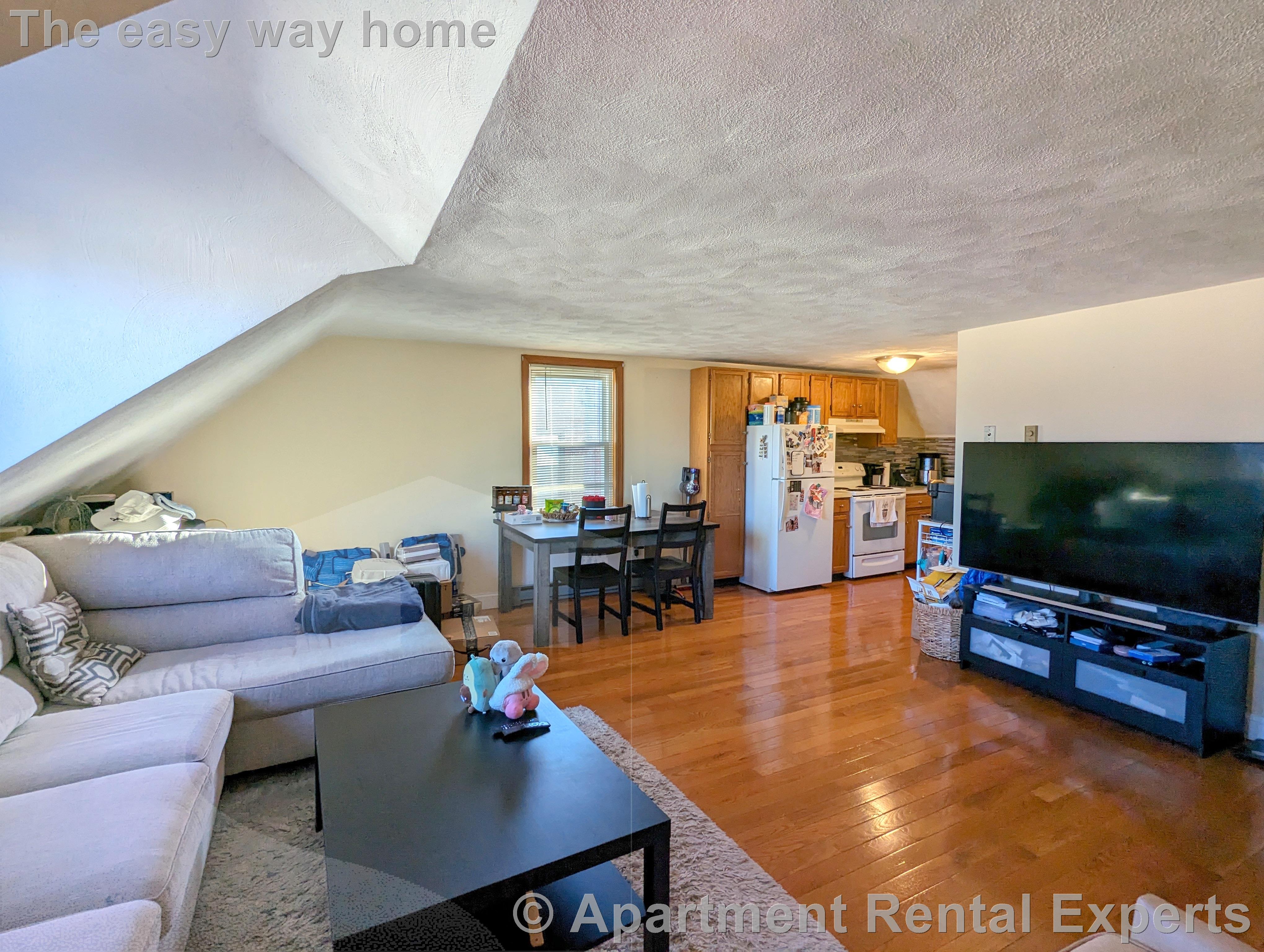 72-74 Washington St, Malden Center