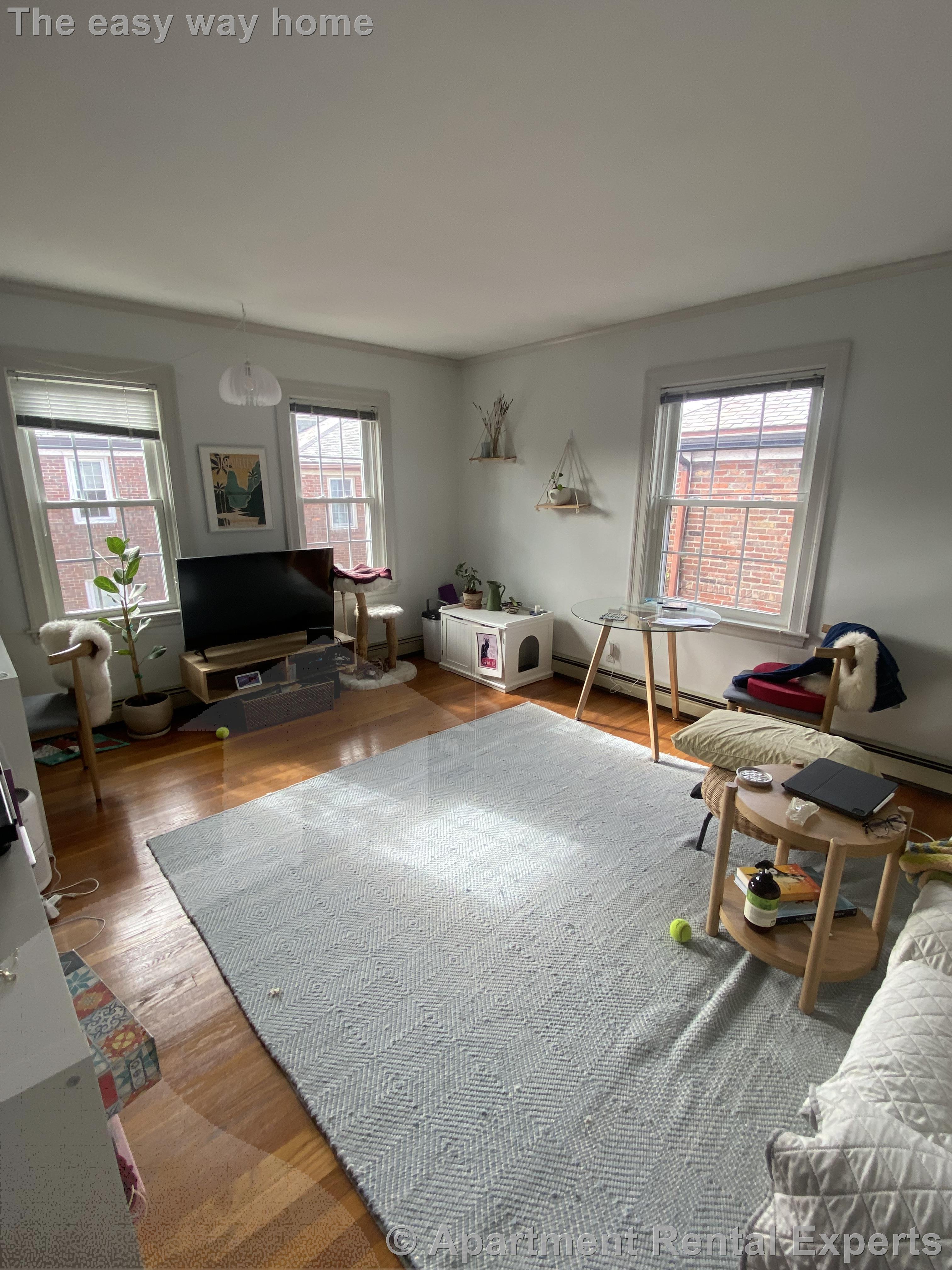 2 Garden Ct, Porter Square