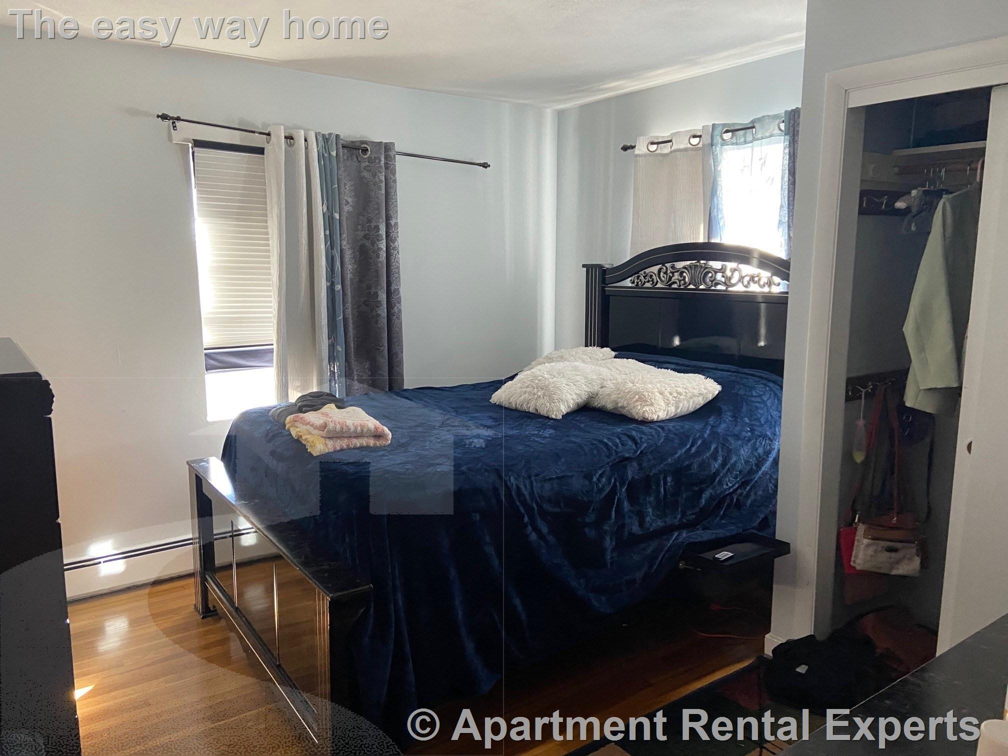 219 Massachusetts Ave, East Arlington