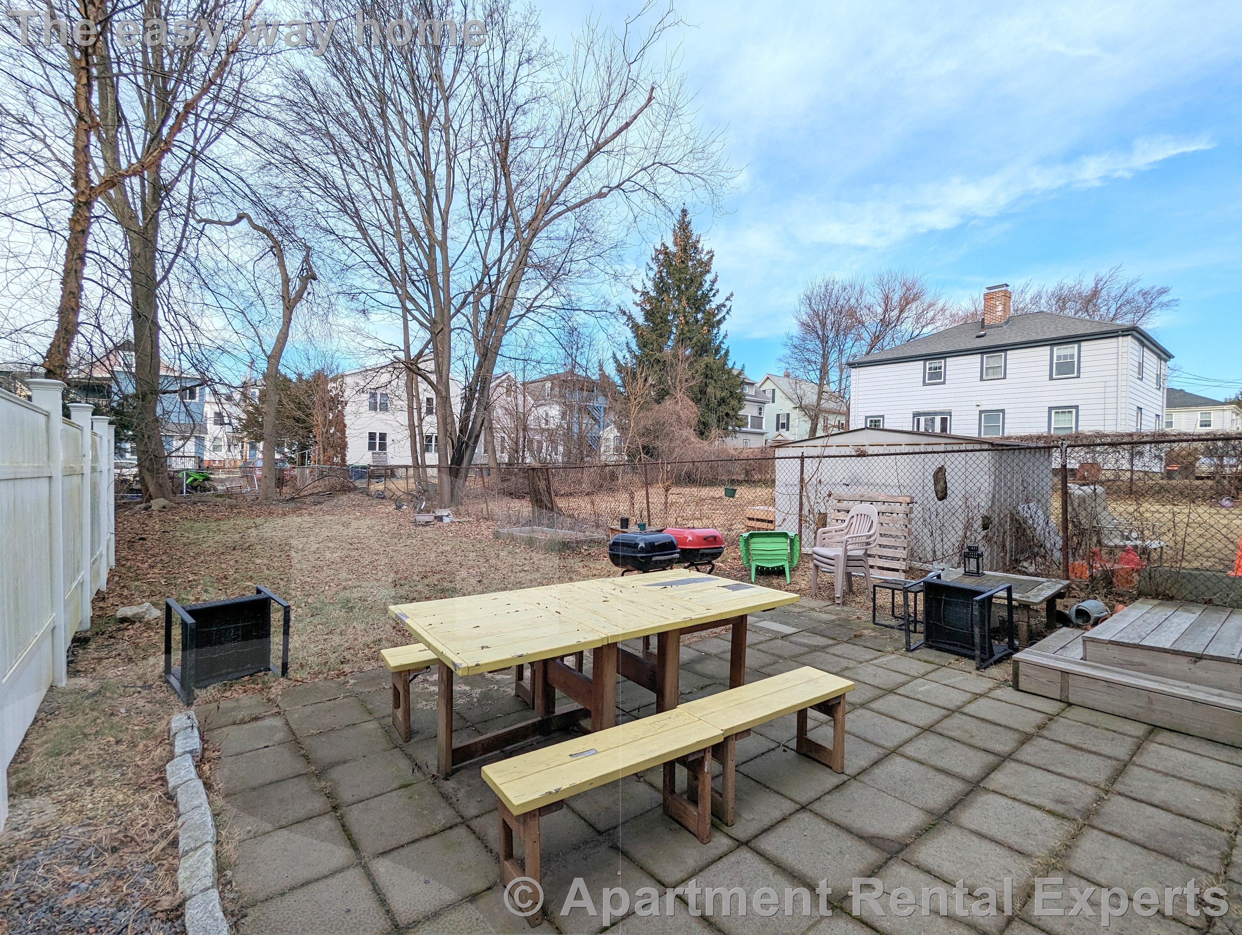 24 Linden Ave, Porter Square