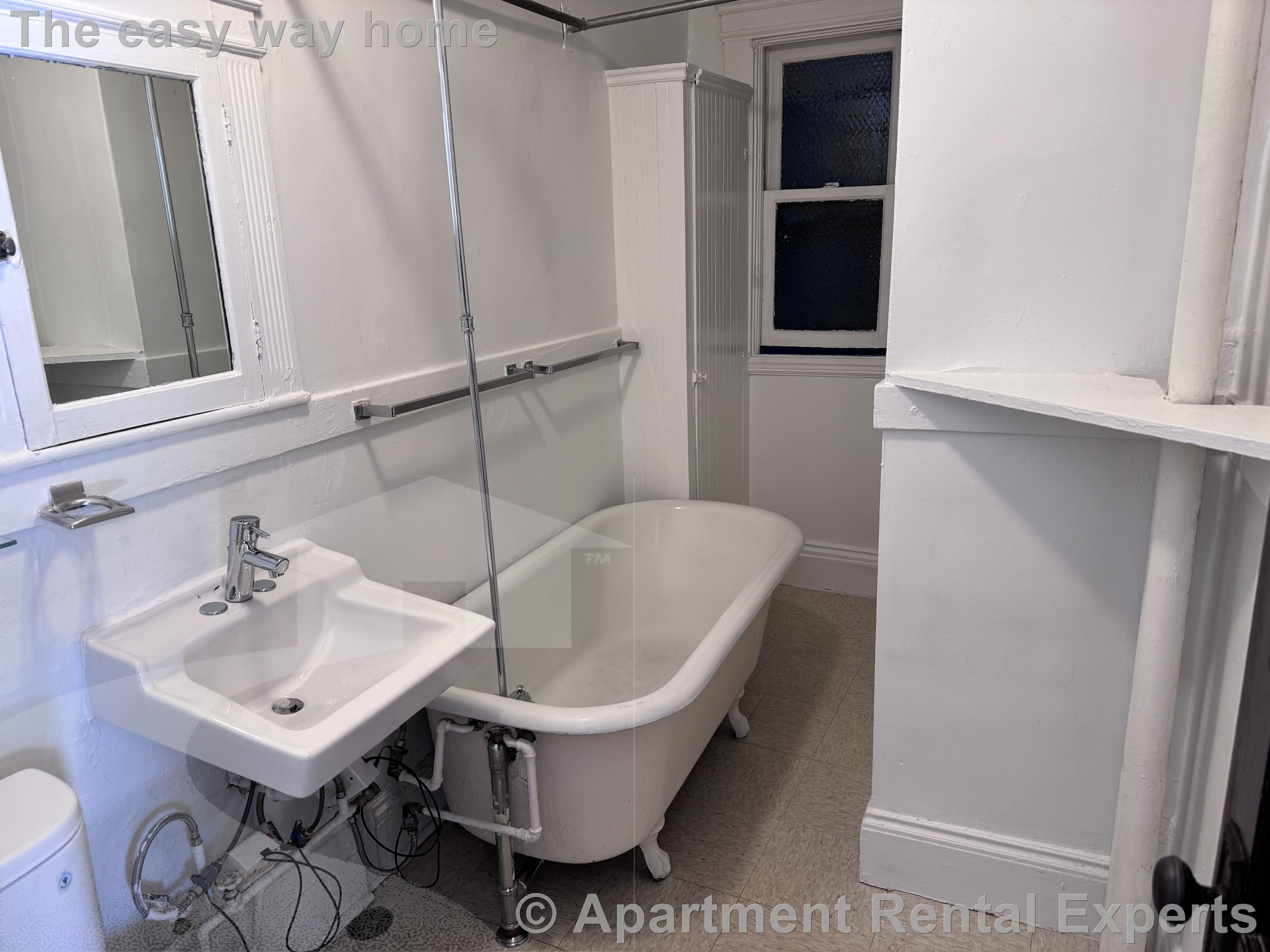 107 Summer St, Malden Center