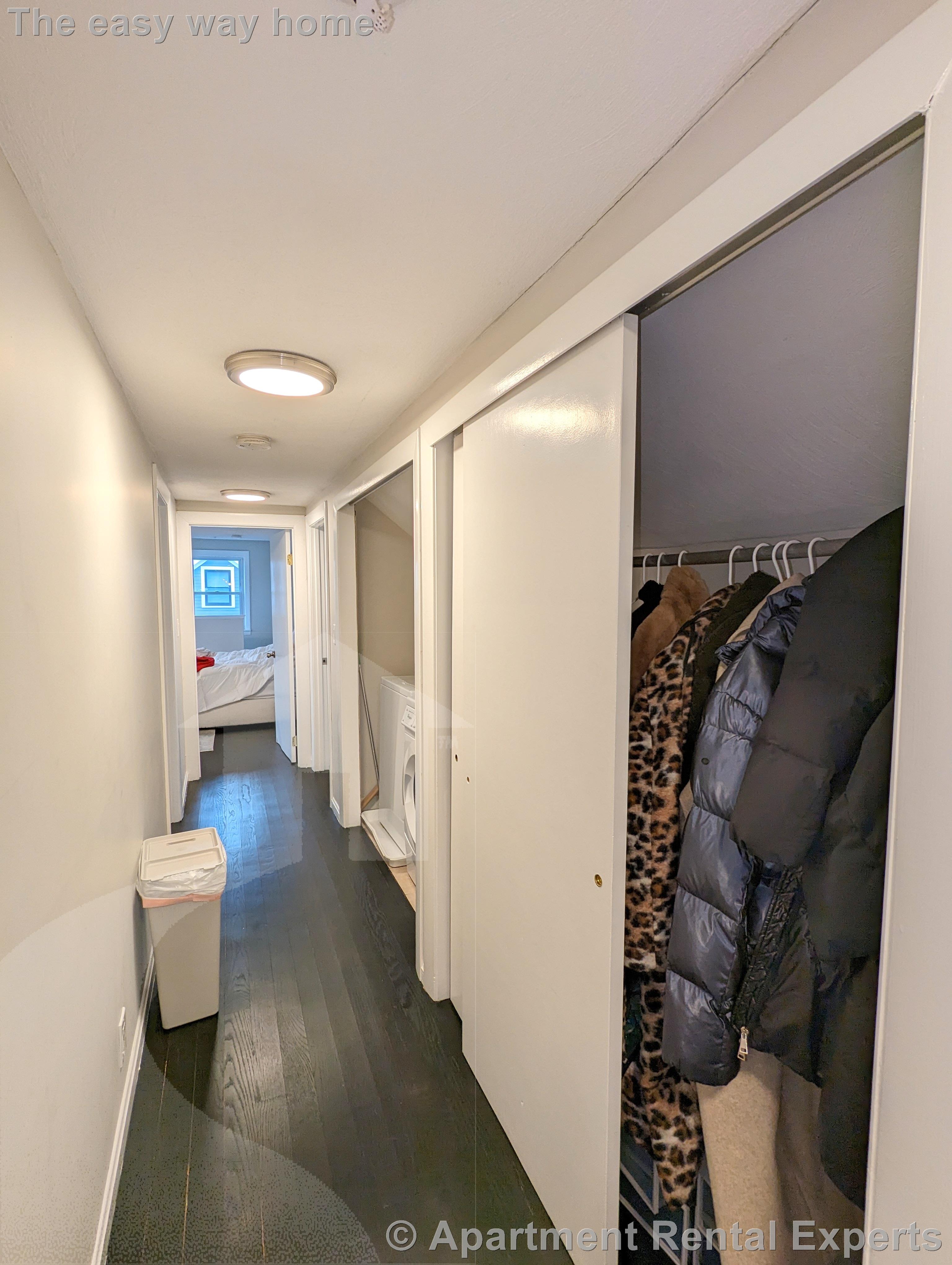59 Sunset Rd, Tufts