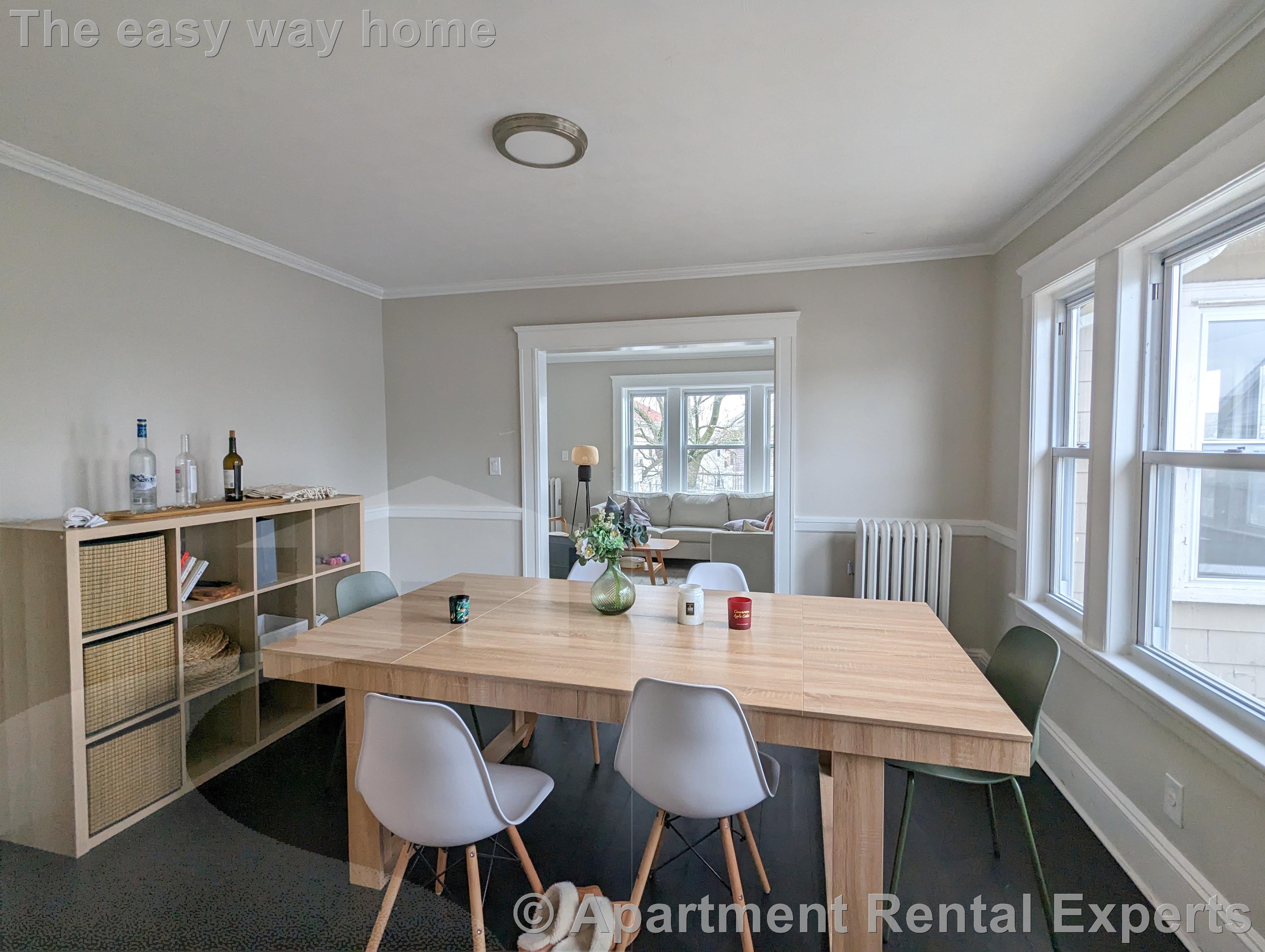 59 Sunset Rd, Tufts