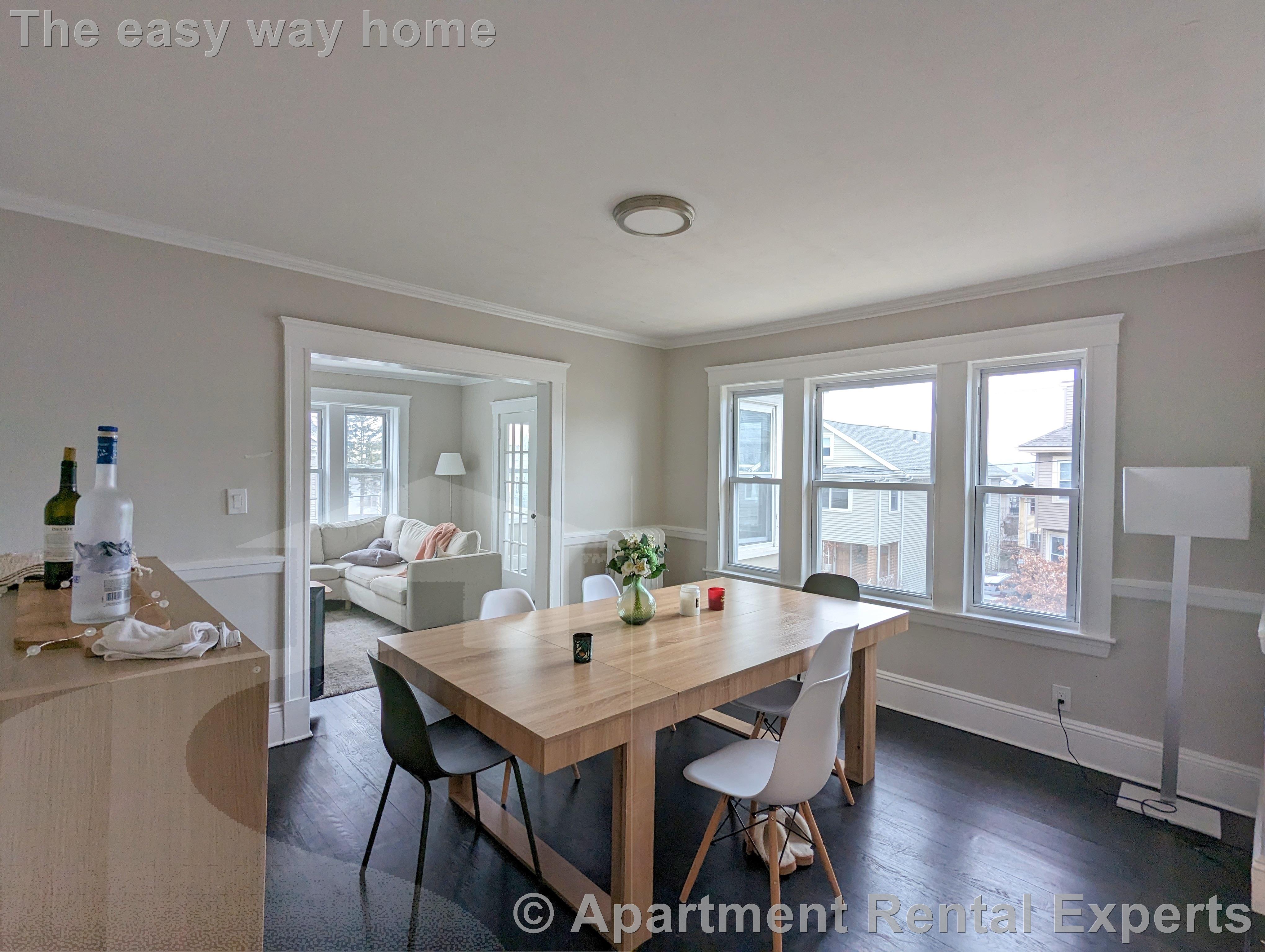 59 Sunset Rd, Tufts