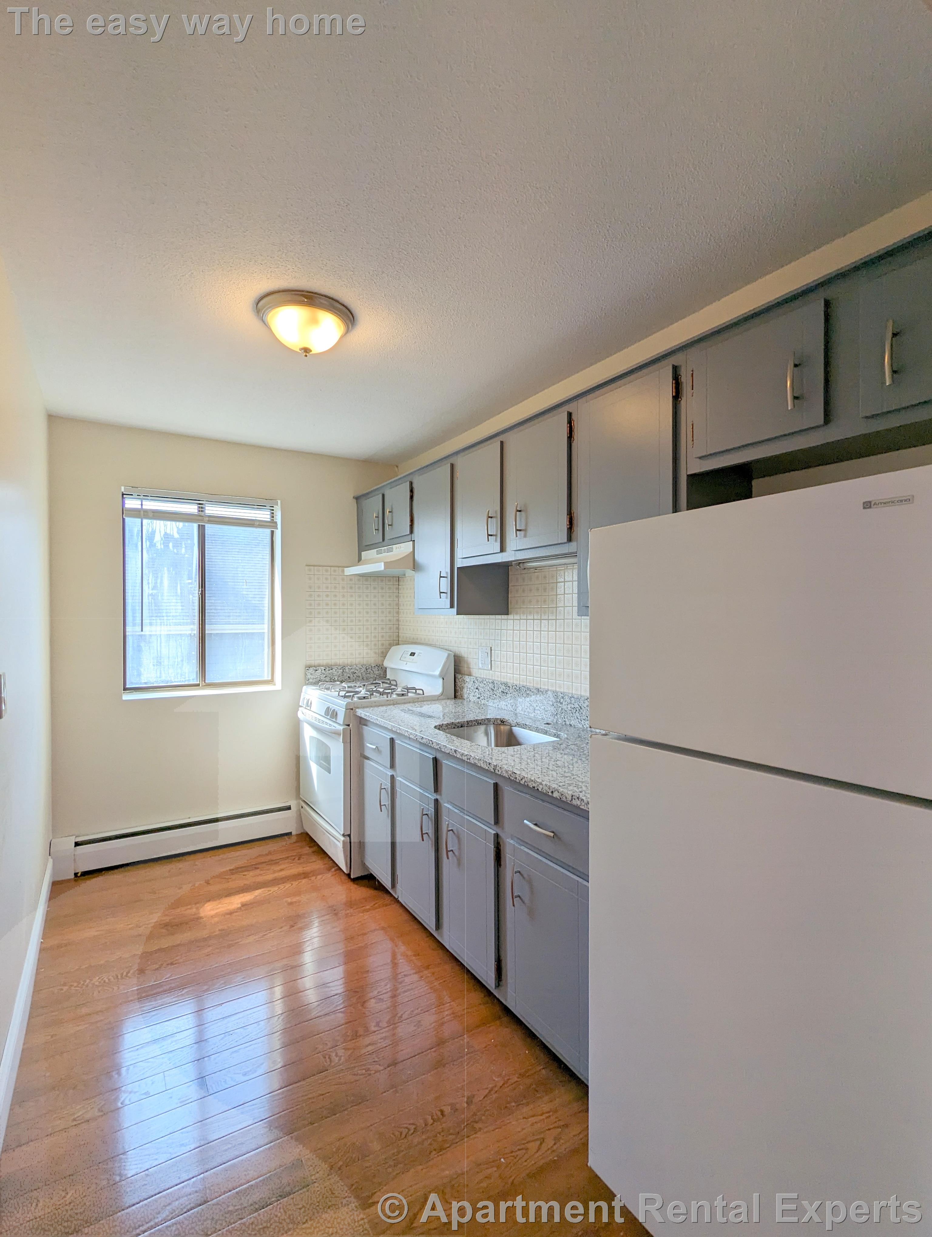 12 Cameron Ave, Davis Square