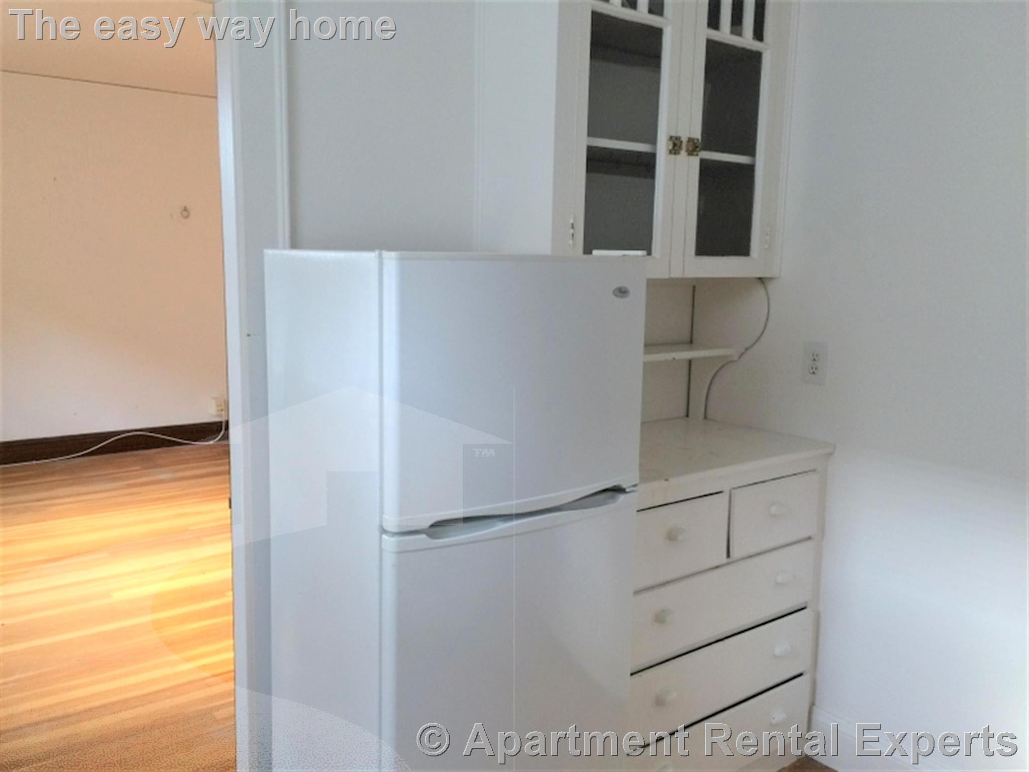 119 College Ave, Davis Square