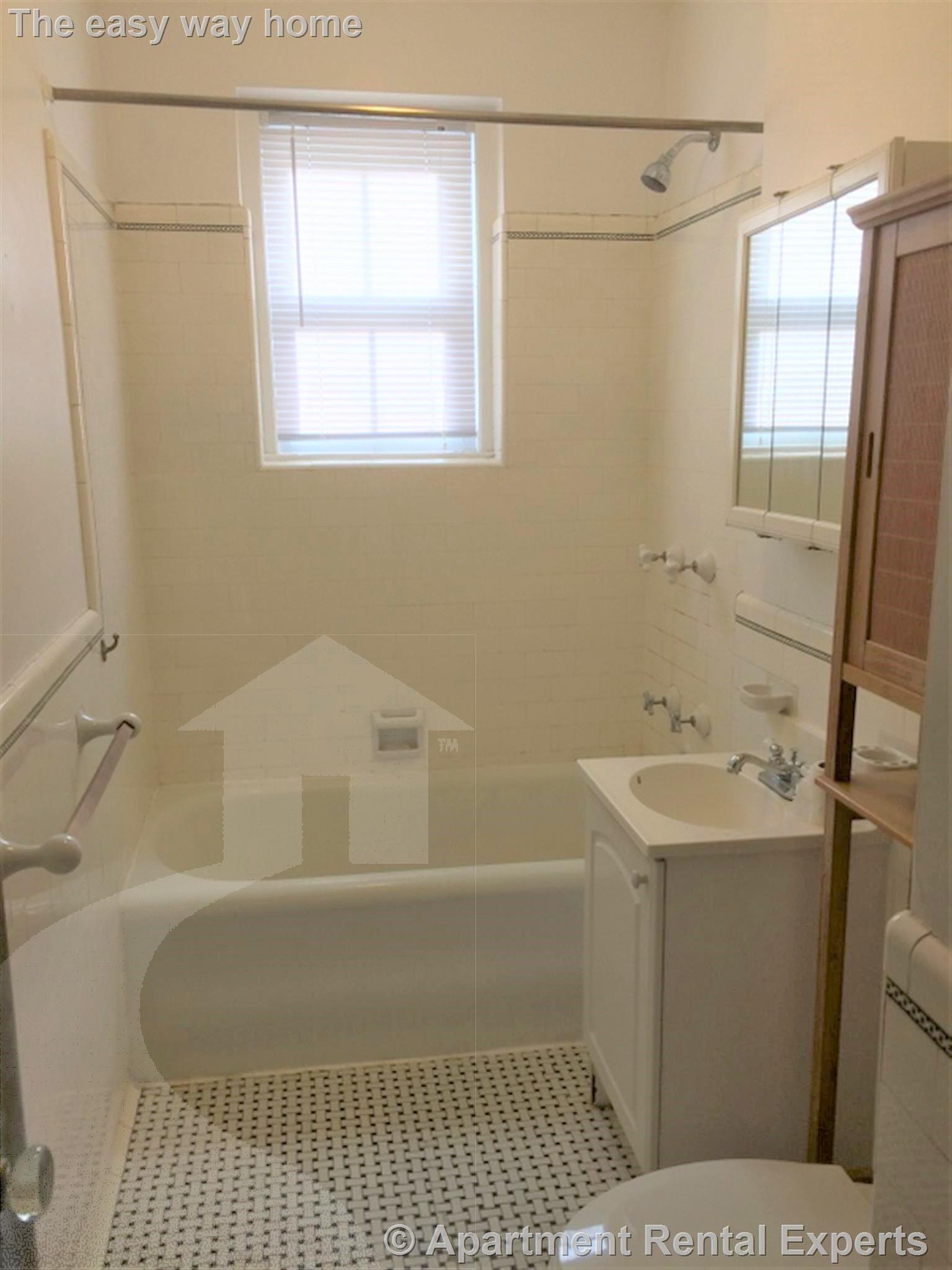 119 College Ave, Davis Square