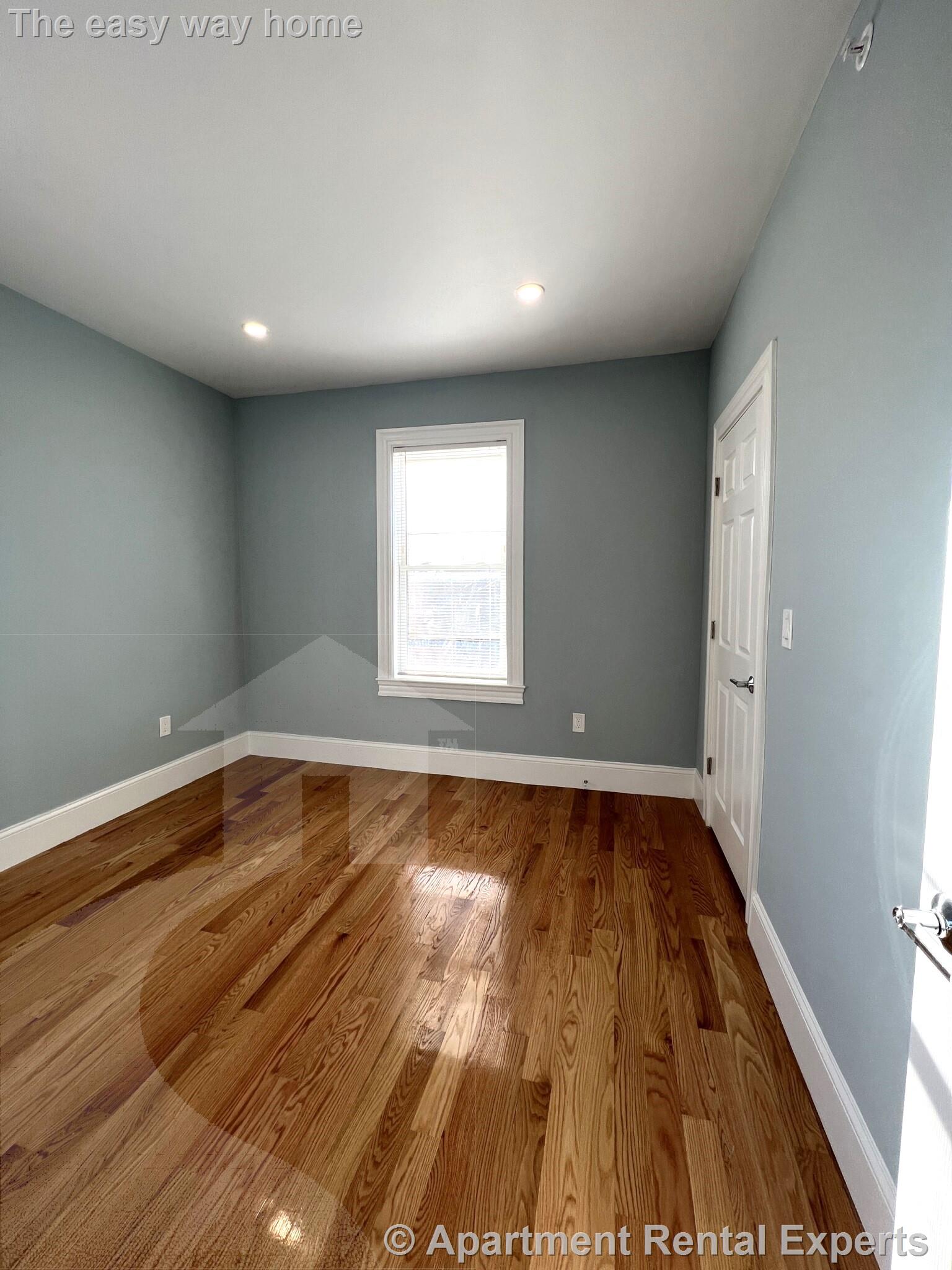 75 Winchester St, Ball Square