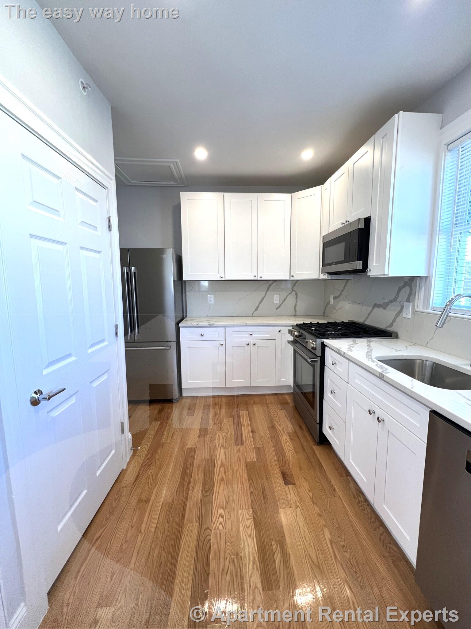 75 Winchester St, Ball Square