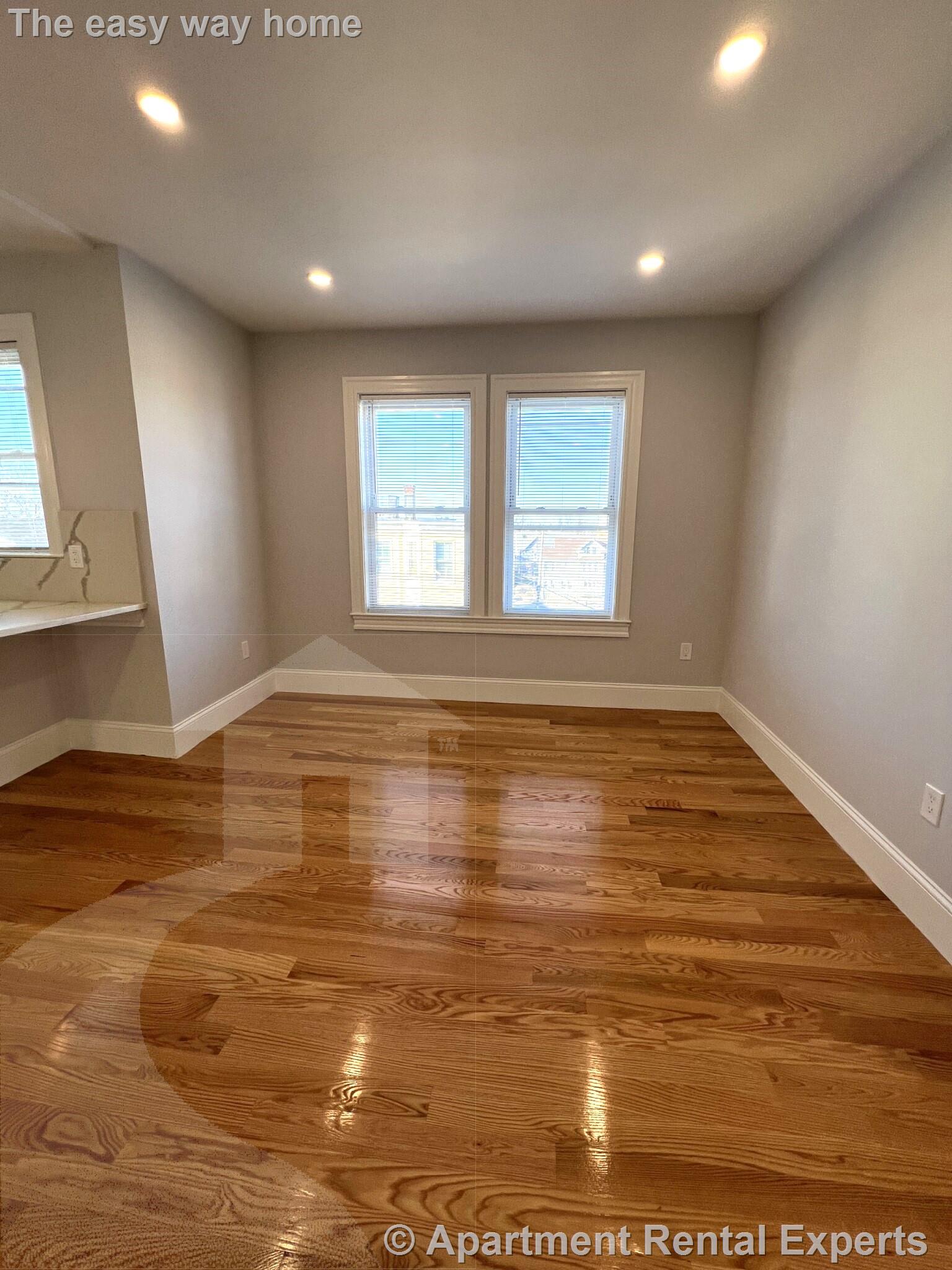 75 Winchester St, Ball Square