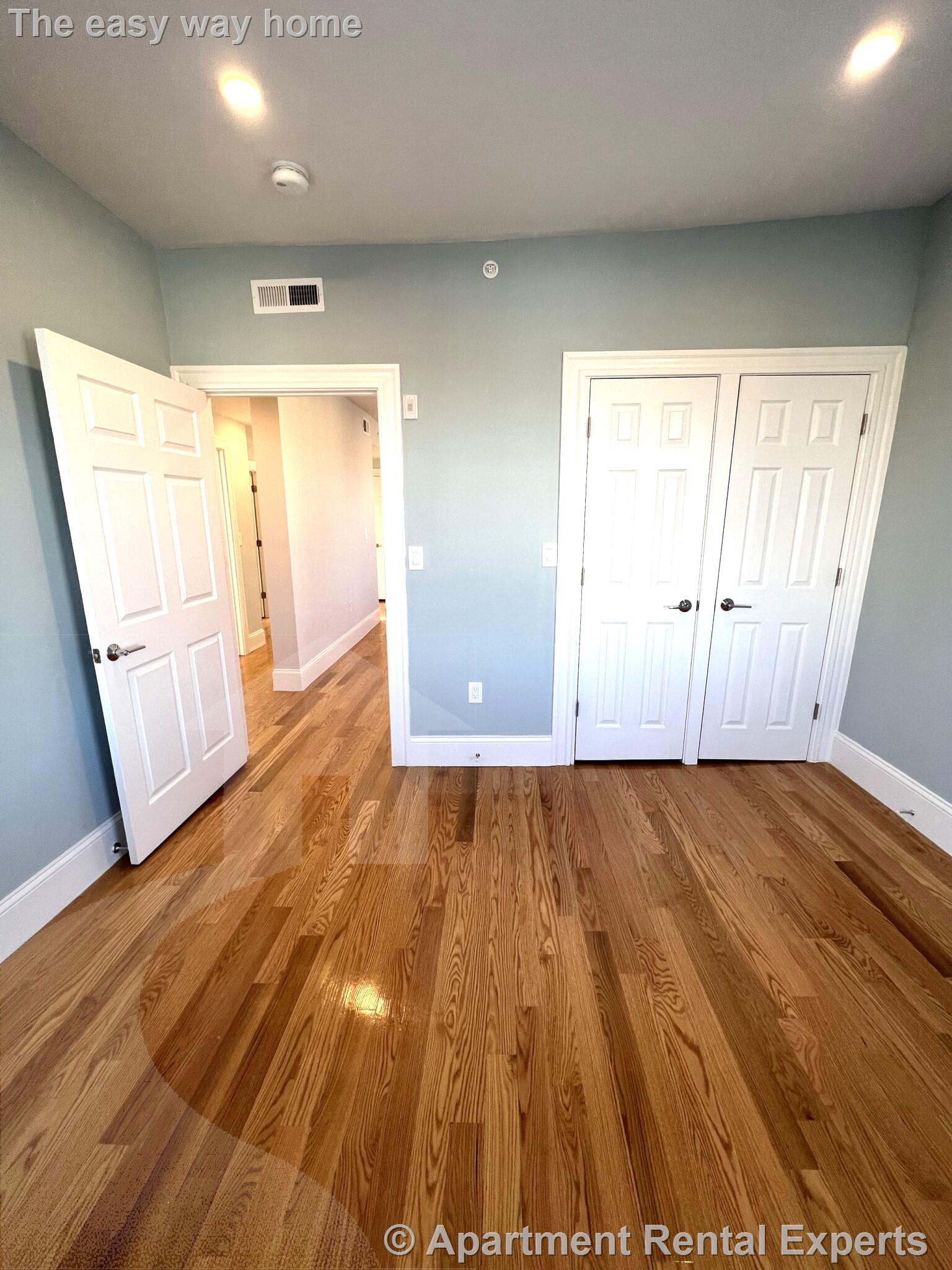 75 Winchester St, Ball Square