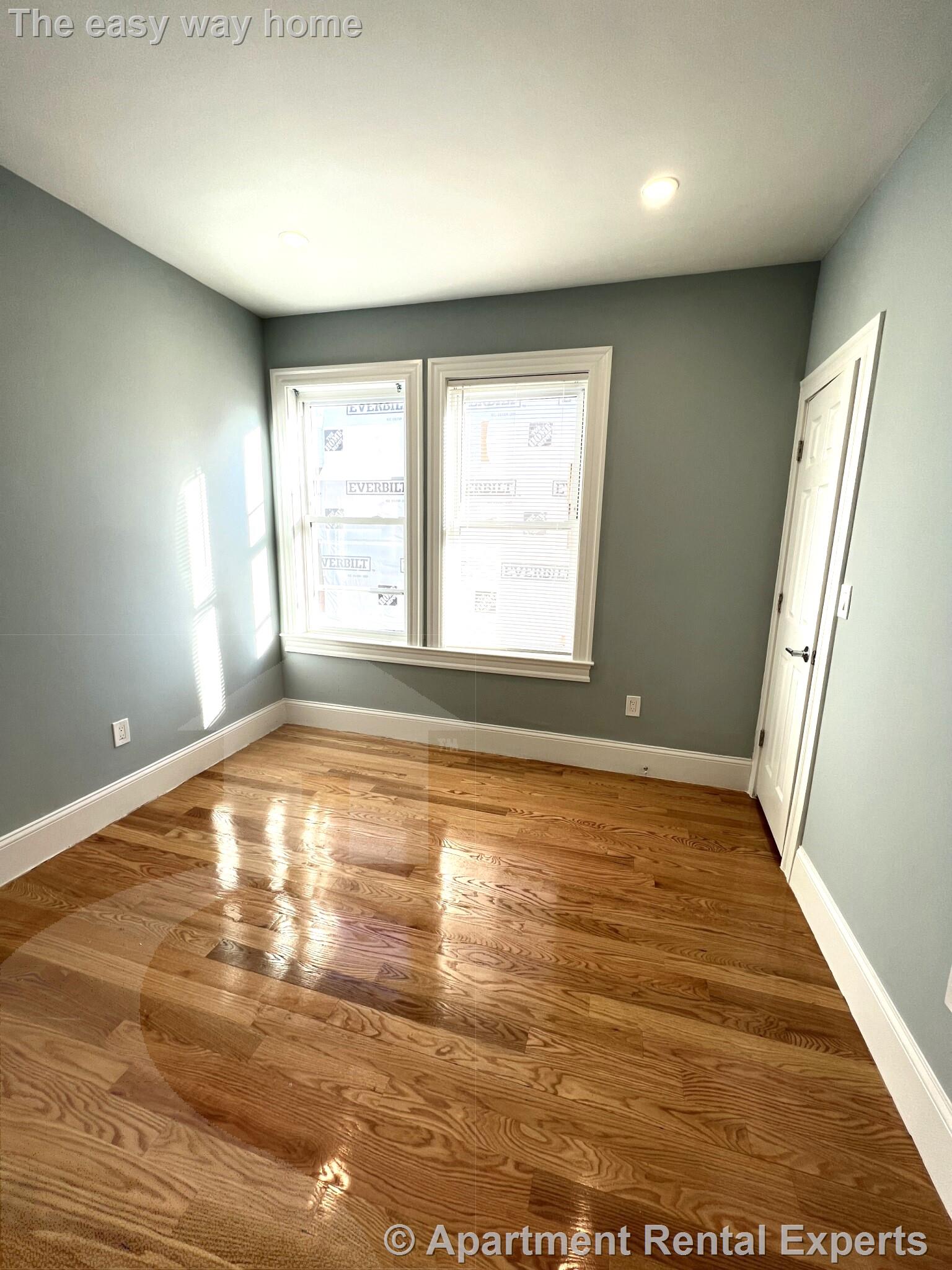 75 Winchester St, Ball Square