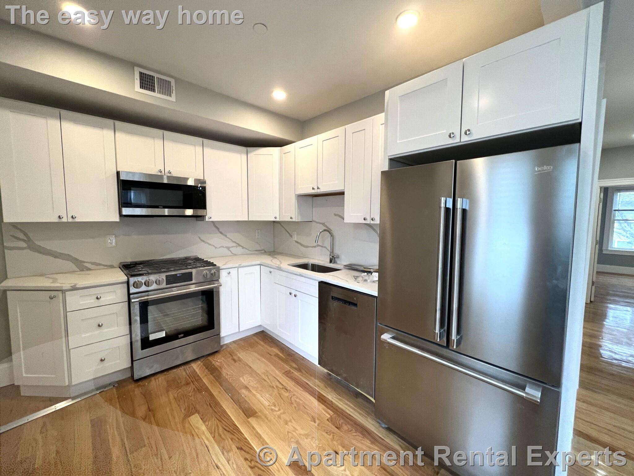 73 Pearl St, Sullivan Square