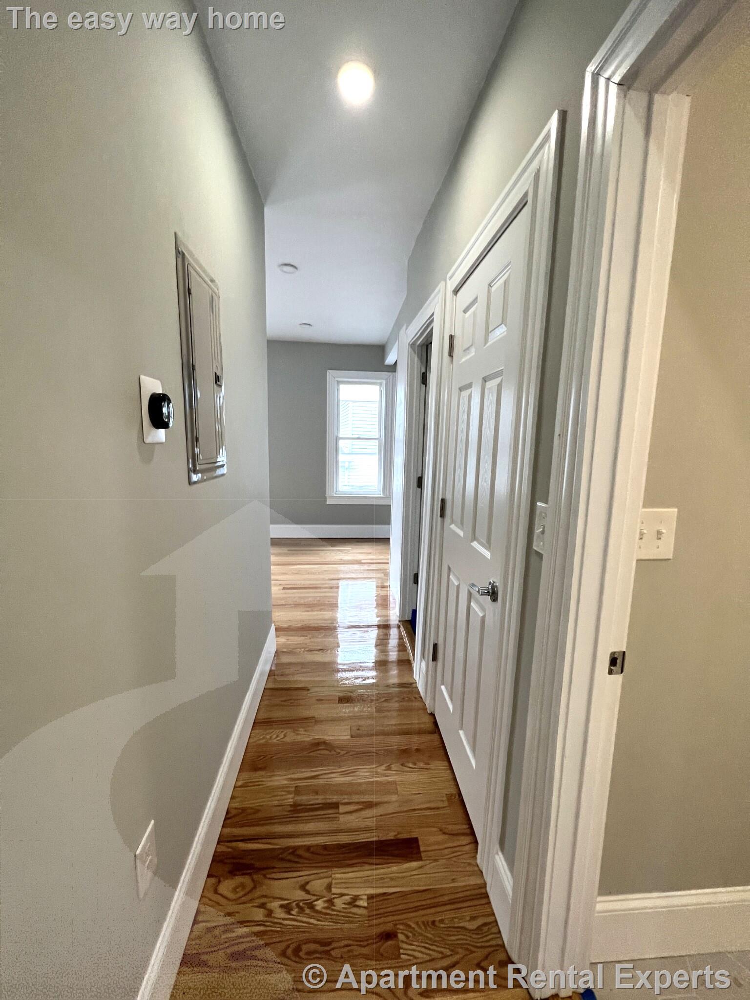 73 Pearl St, Sullivan Square