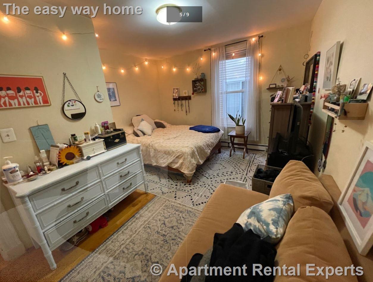 170 Putnam Ave, Riverside