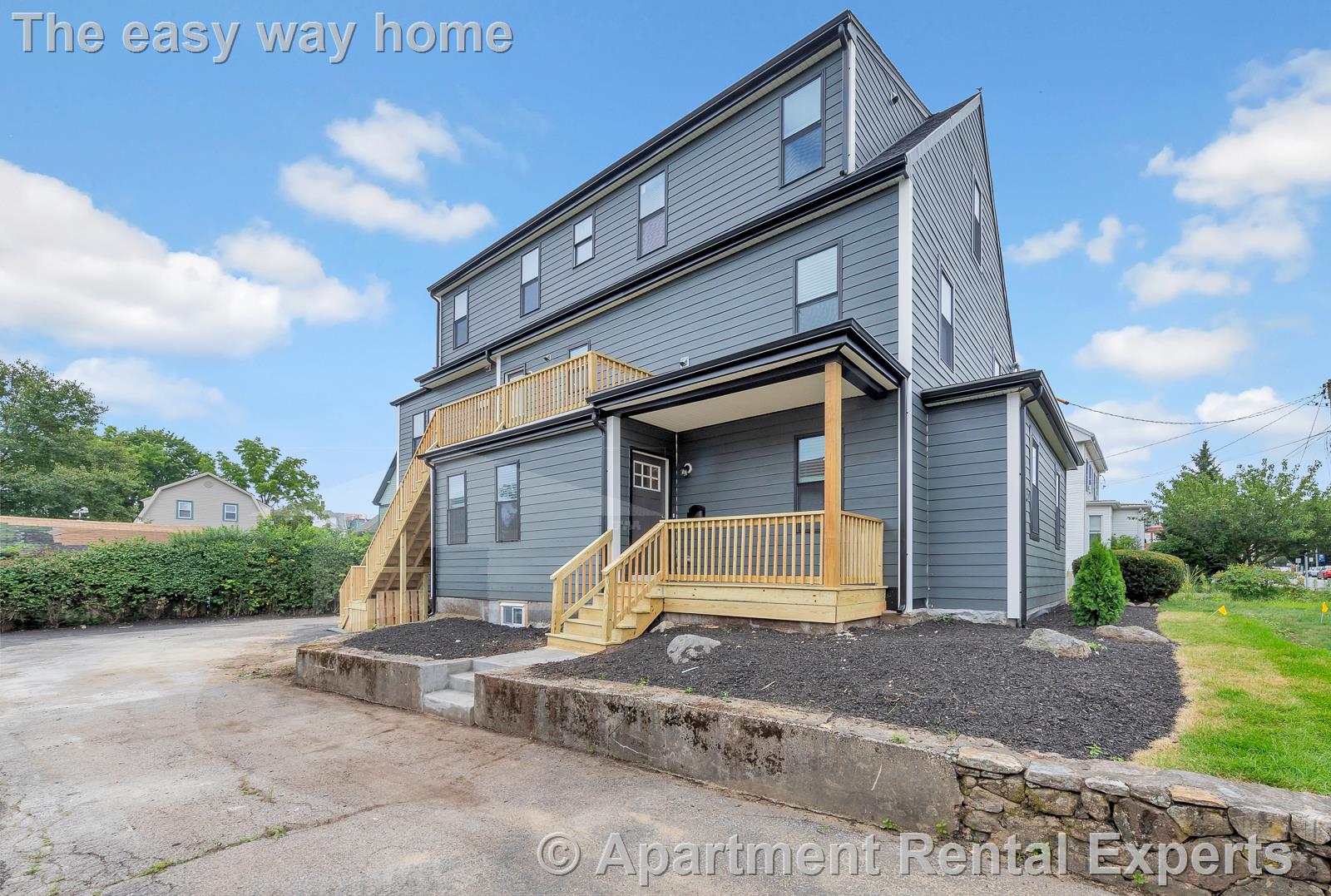 73-75 Lexington St, Waltham