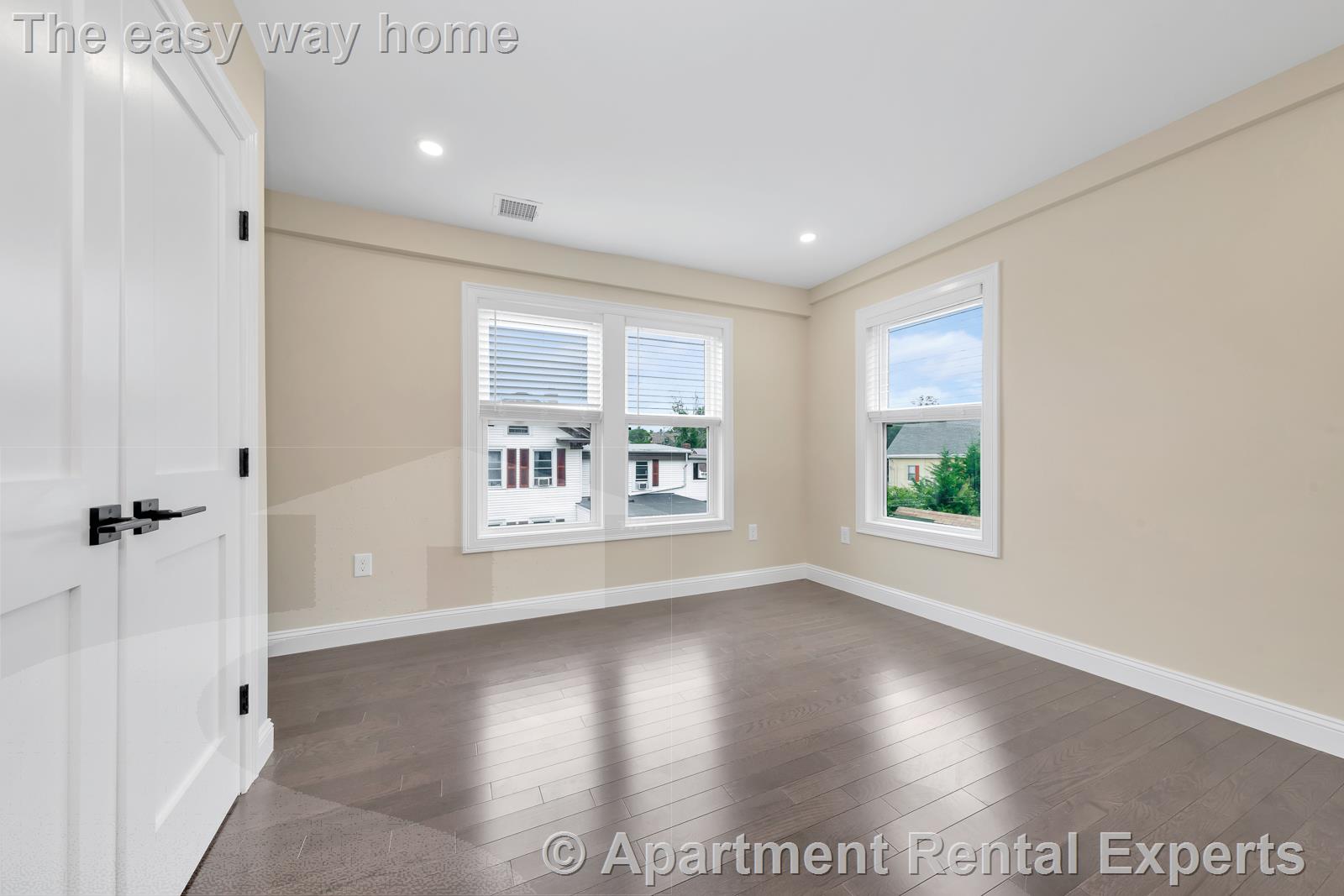 73-75 Lexington St, Waltham