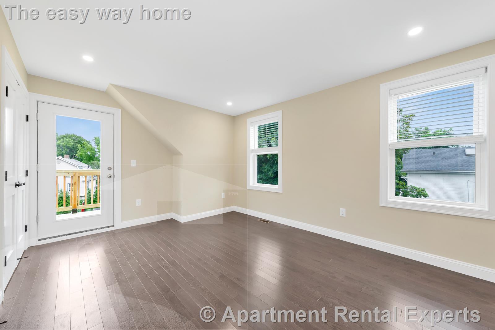 73-75 Lexington St, Waltham