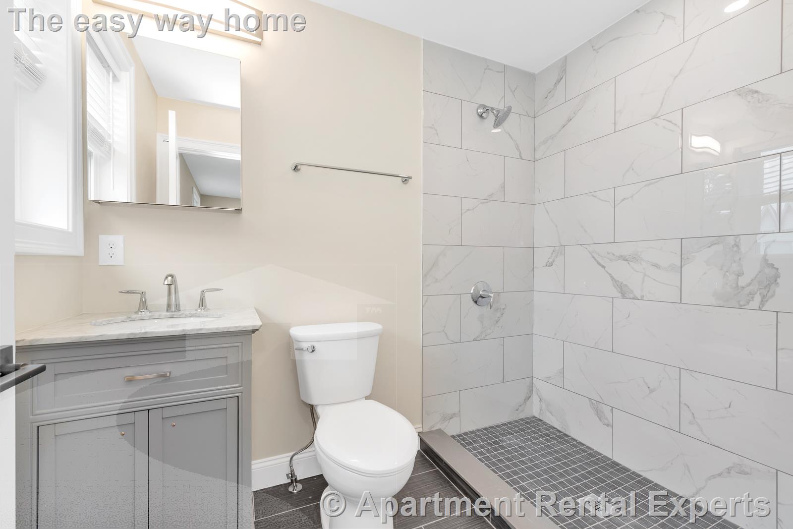 73-75 Lexington St, Waltham