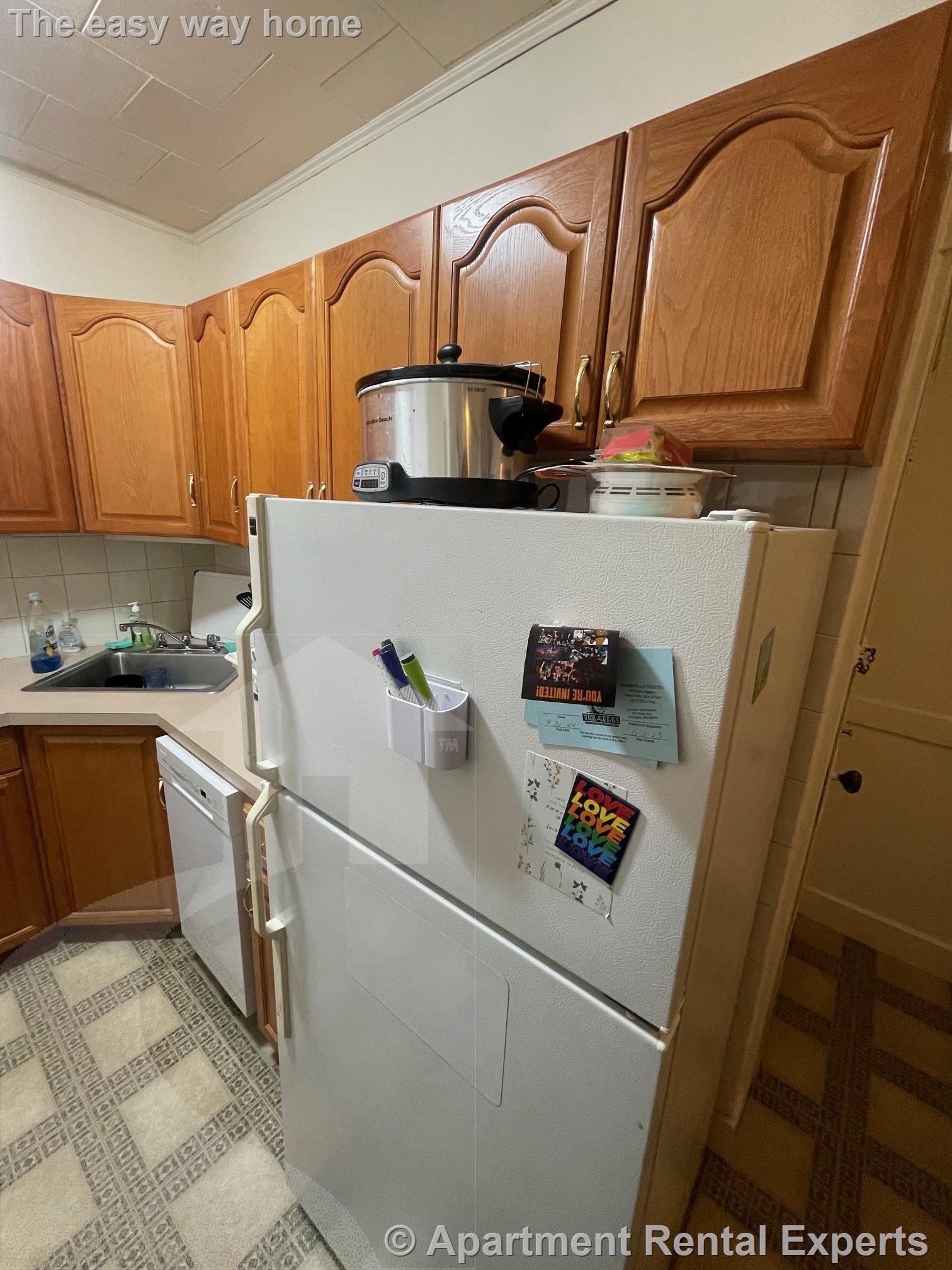 36 College Ave, Davis Square